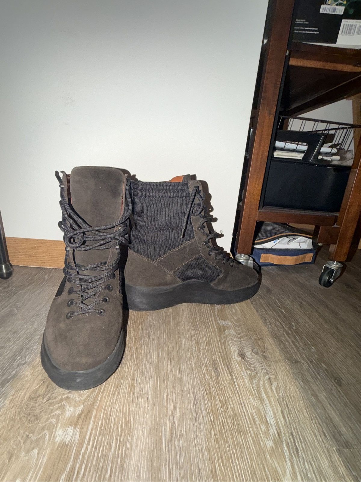 Yeezy Yeezy season 3 size 11 boot Size US 11 / EU 44 - 1 Thumbnail