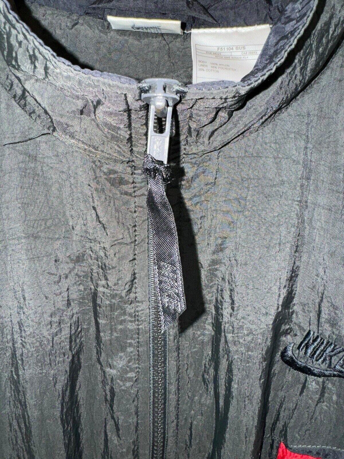 Nike Vintage Nike 90s Full Zip Windbreaker Track Jacket M Size US M / EU 48-50 / 2 - 7 Thumbnail