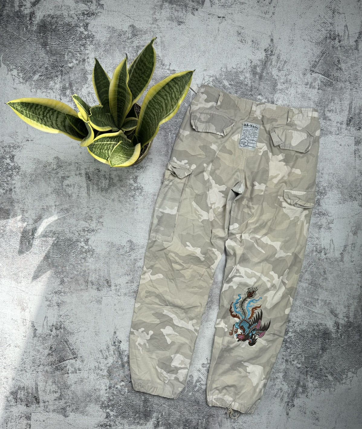 Image of Vintage Y2K Japanese Camo Da-Nang Cargo Pants in Grey Camo, Men's (Size 30)