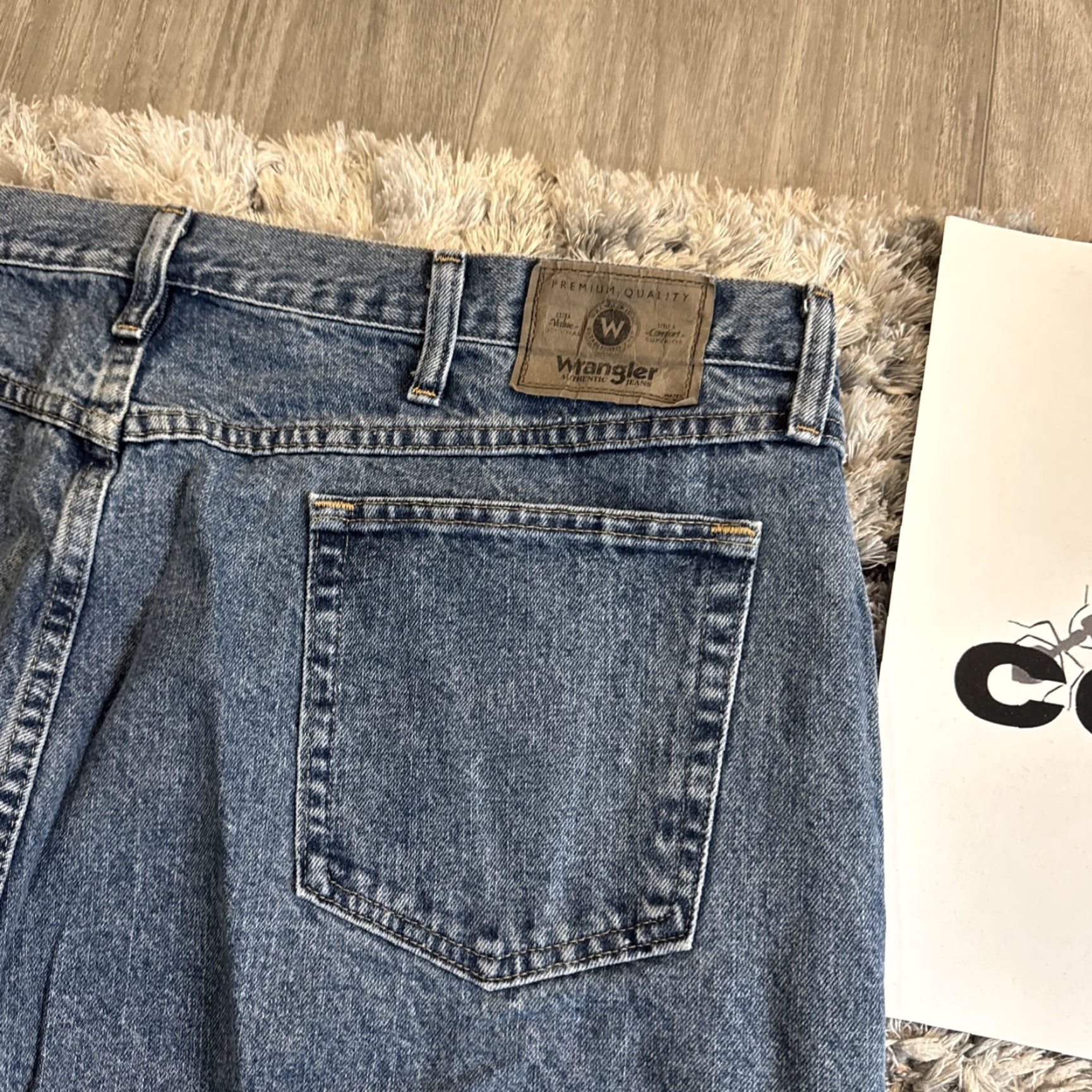 Wrangler VINTAGE Wrangler Jeans Men 44x30 Denim Workwear Casual Straight Blue Retro 00’s Mens Jeans Regular Size 44 Inseam 30 in Size US 44 / EU 60 - 3 Thumbnail
