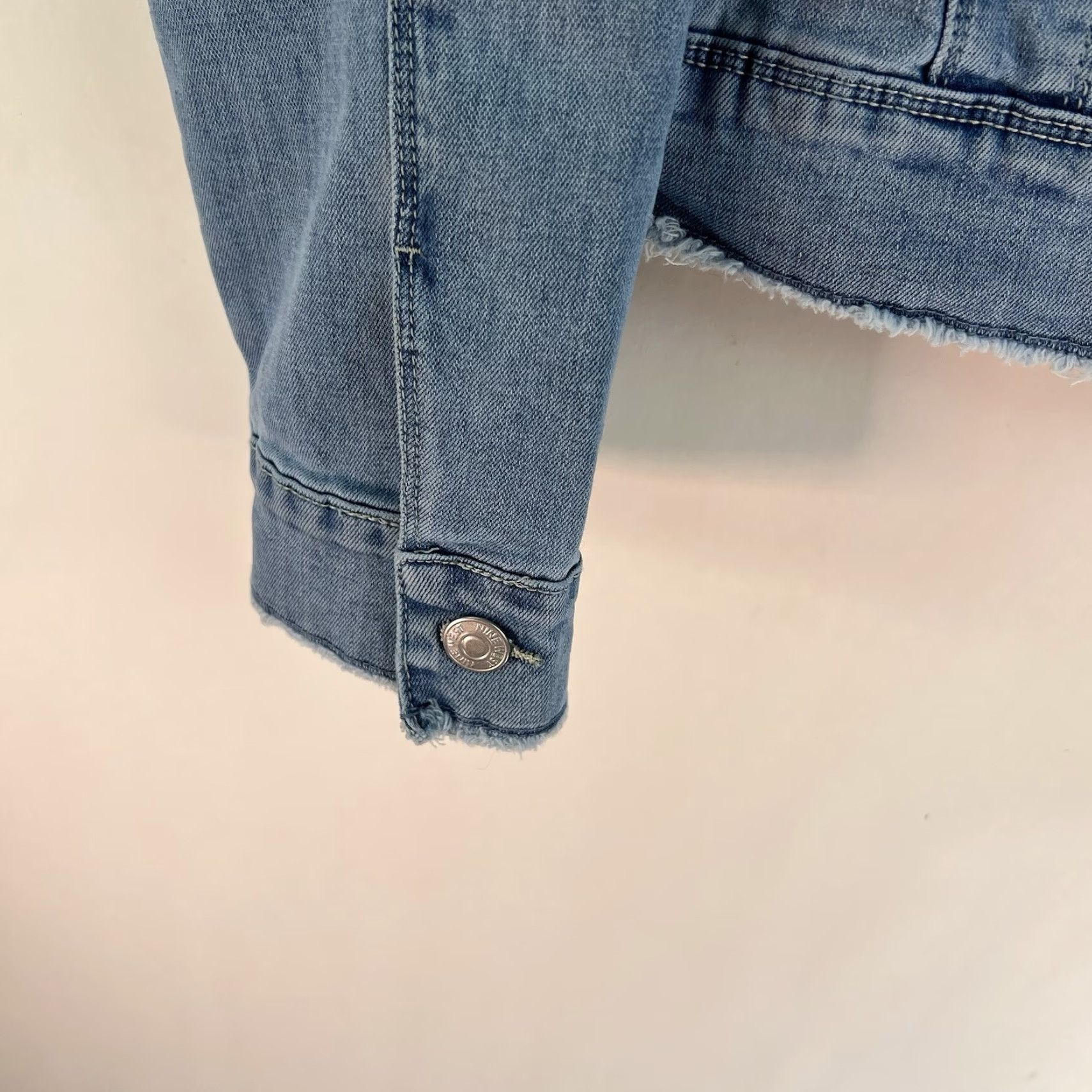 Nine West VINTAGE Nine West Denim Jacket Womens Size L Blue Stretch Casual Bohemian 90s Fashion Size L / US 10 / IT 46 - 5 Thumbnail