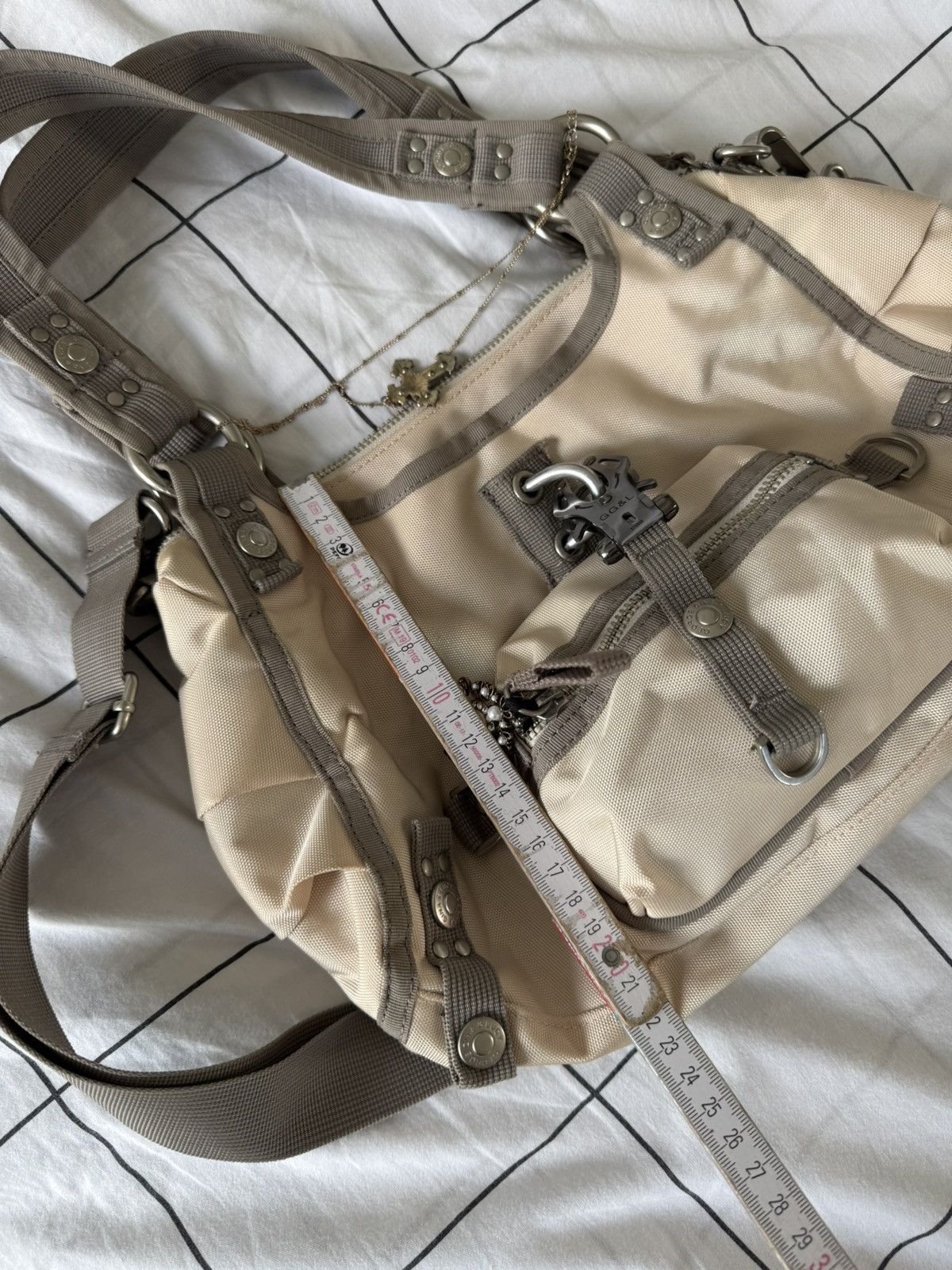 George Gina & Lucy × Japanese Brand Very Rare George Gina & lucy Y2k Alyx Bag Crossbody Handbag Size ONE SIZE - 23 Thumbnail