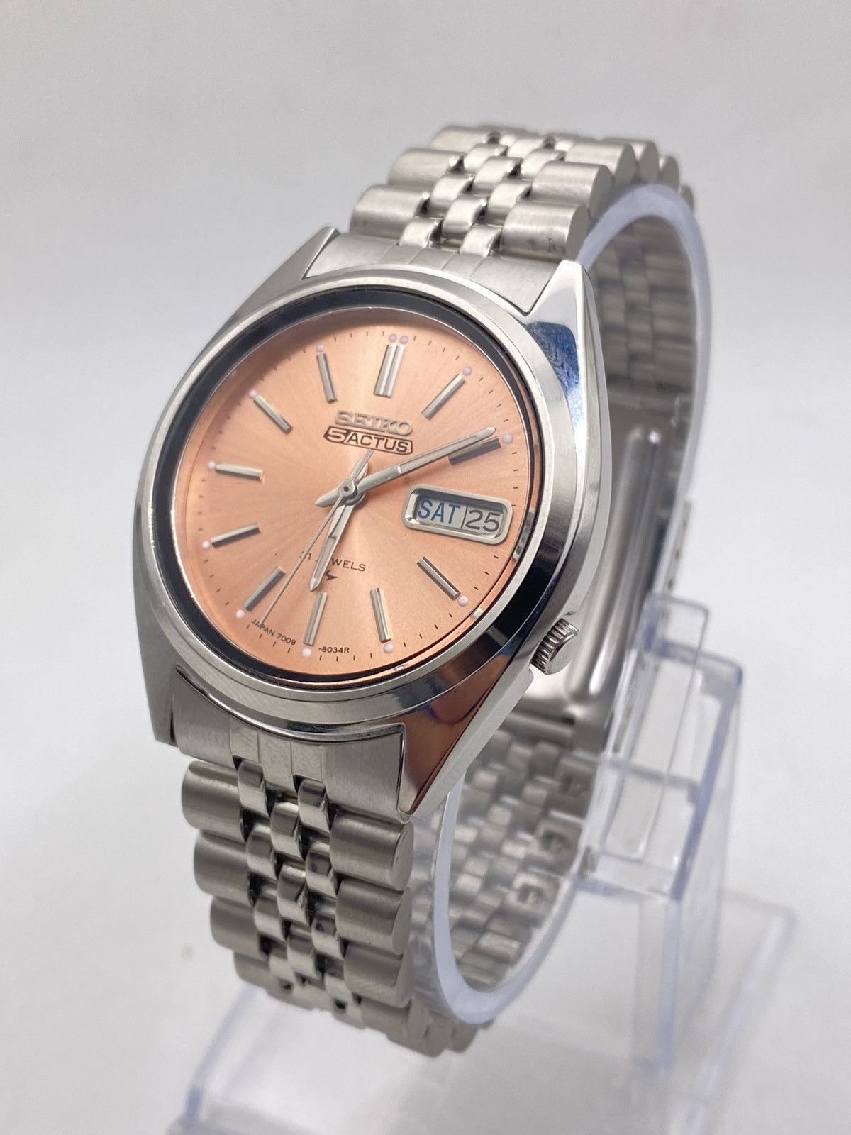 Vintage Seiko 5 Automatic 7009 Salmon Dial Men s Wristwatch Grailed
