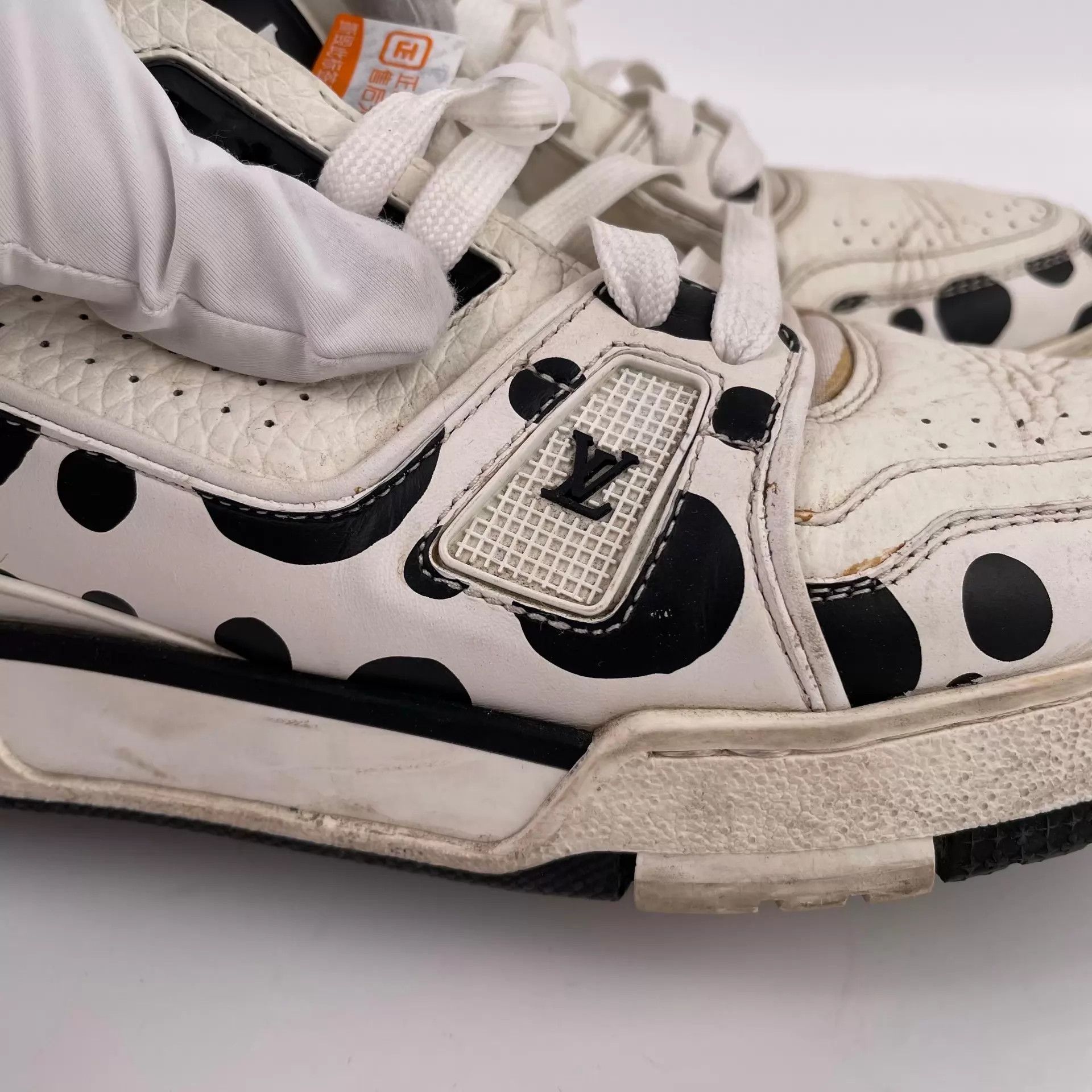 Louis Vuitton LV black & white spotted sneaker UK6.5 Size US 7.5 / EU 40-41 - 2 Thumbnail
