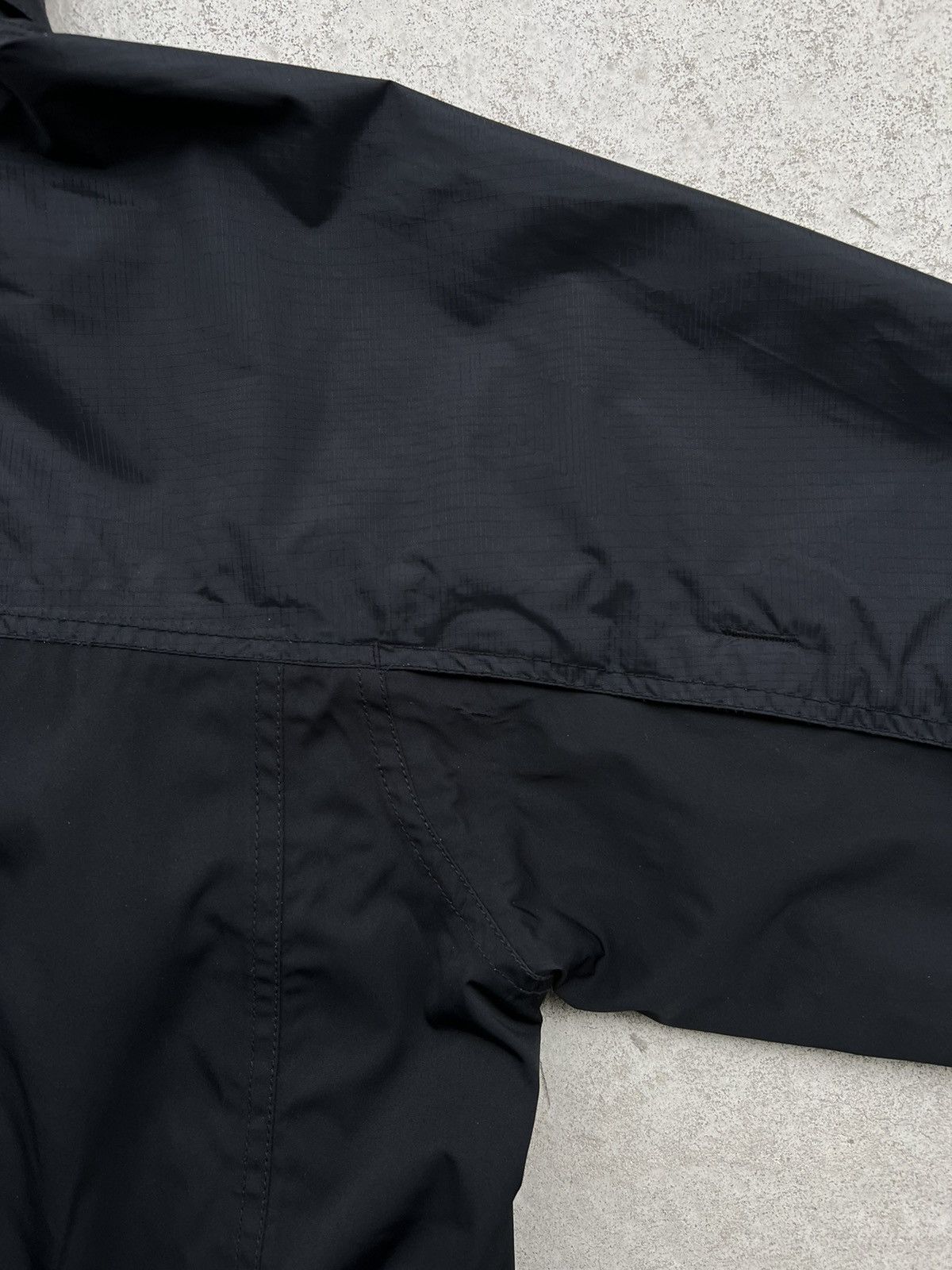 Oakley 2005 Vintage Oakley Jacket Nitro Fuel 2 Hidden Pockets Size US S / EU 44-46 / 1 - 12 Thumbnail