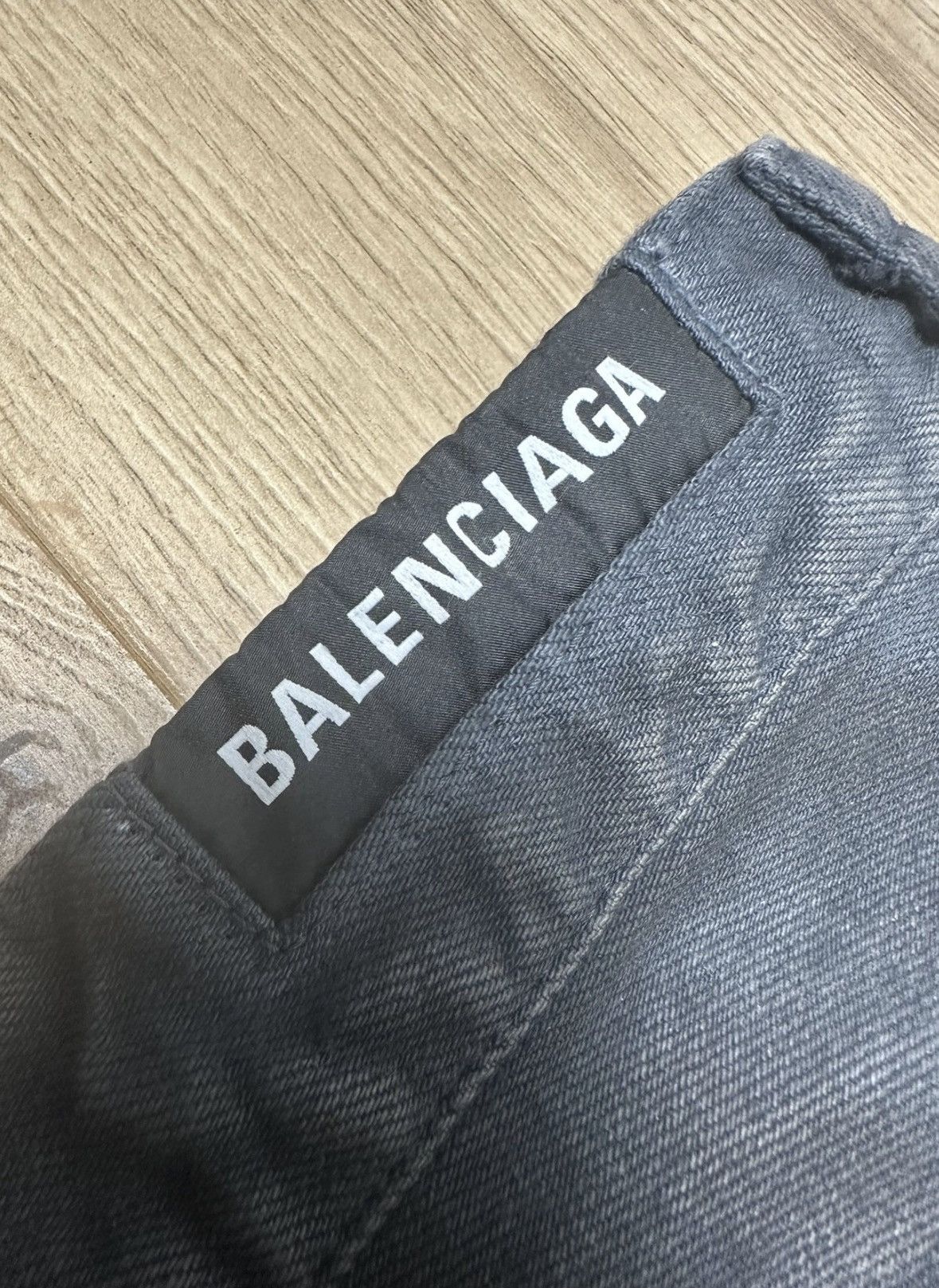 Balenciaga Balenciaga 50/50 hybrid denim flare/baggy S NEW Size US 33 - 7 Thumbnail