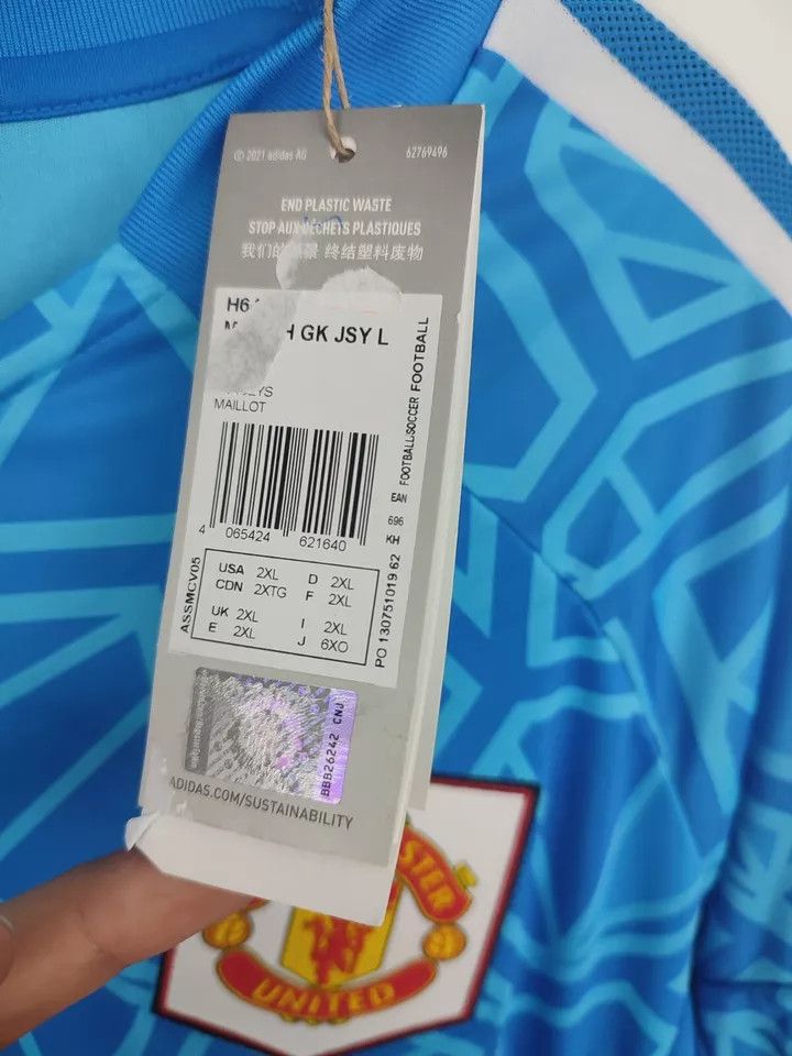 Adidas Manchester United 2022/23 Away Goalkeeper FOOTBALL Kit Size US XXL / EU 58 / 5 - 7 Thumbnail