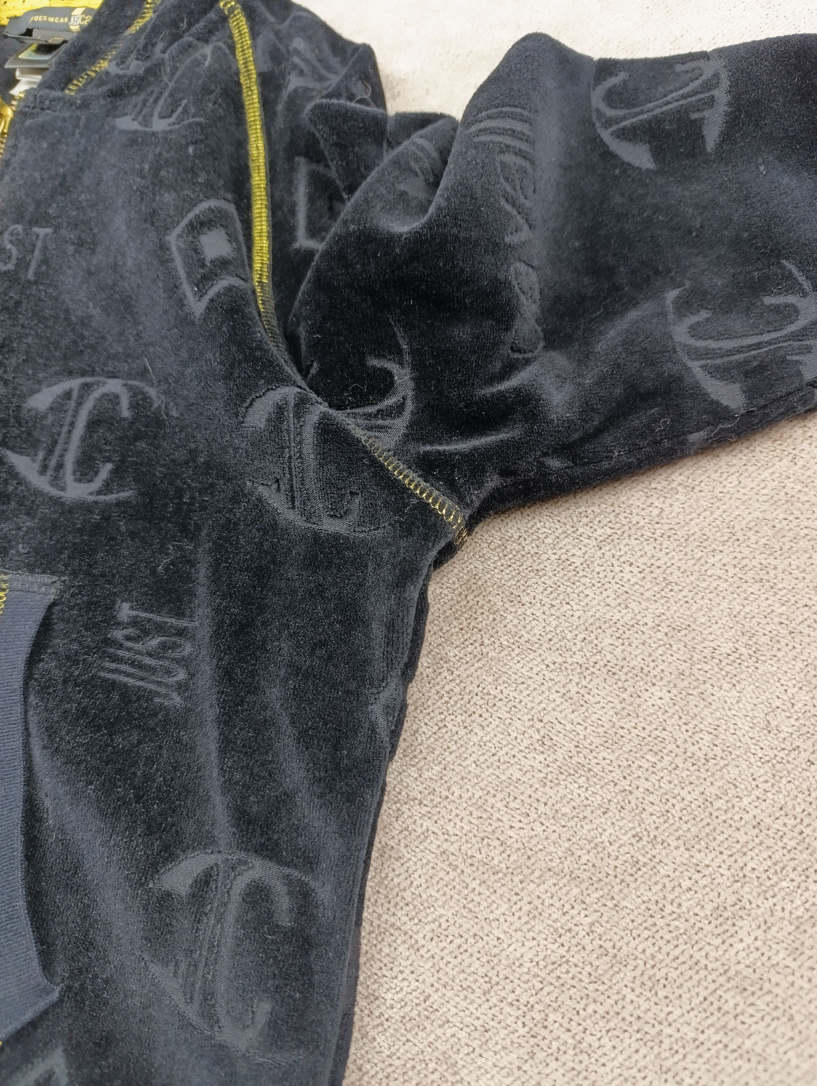 Just Cavalli JUST ROBERTO CAVALLI UNDERWEAR VELOUR MONOGRAM HOODIE Size S / US 4 / IT 40 - 7 Thumbnail