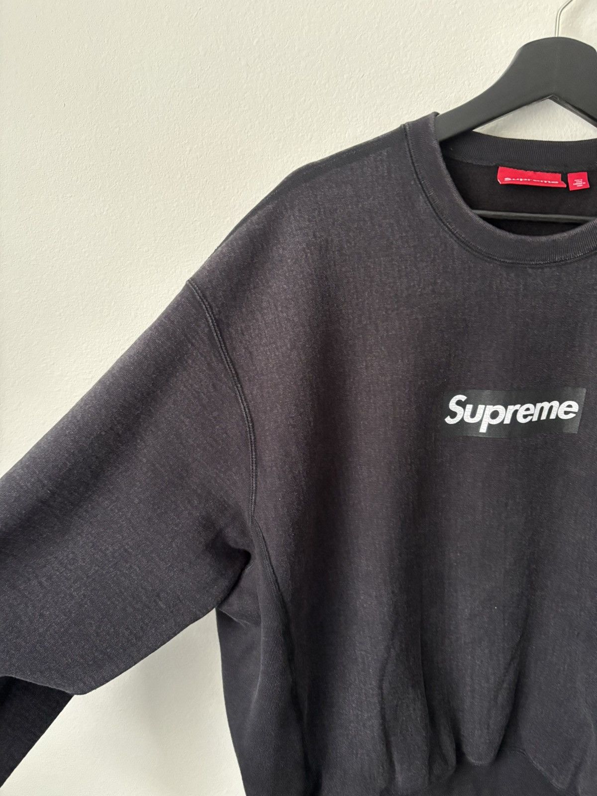 Supreme Supreme Washed Box Logo Crewneck (FW25) Size US L / EU 52-54 / 3 - 5 Thumbnail