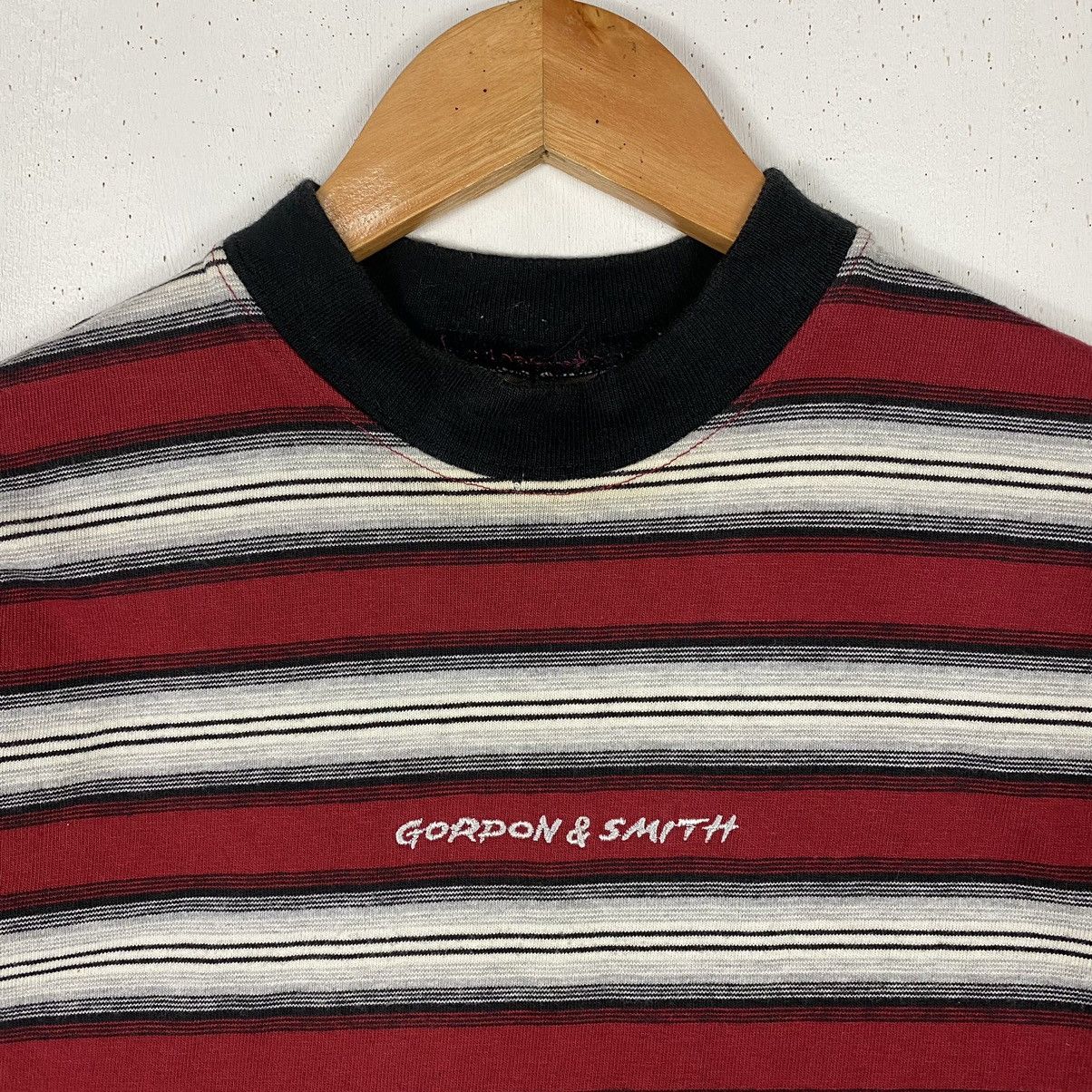 Vintage VINTAGE 90's GORDON & SMITH RED STRIPED TEE SURF SKATE TEE Size US M / EU 48-50 / 2 - 3 Thumbnail