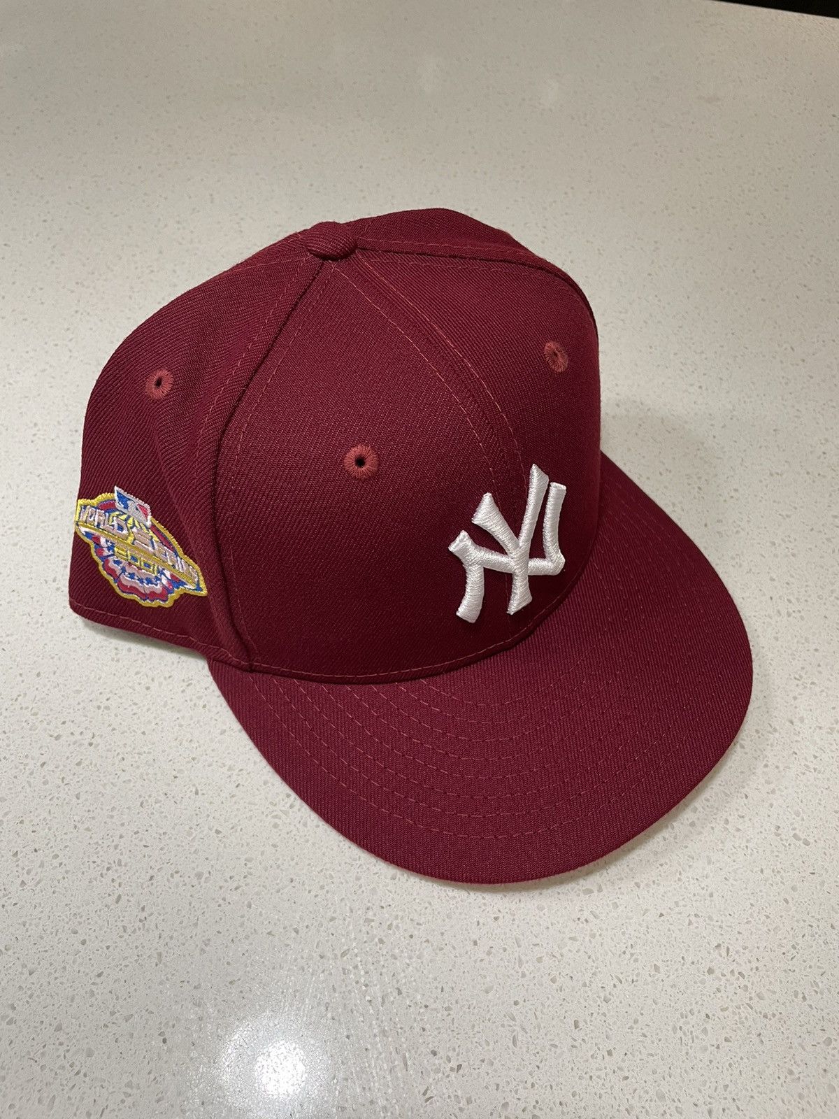 New Era NY Yankees Fitted 7 1/2 Pink UV Size ONE SIZE - 1 Thumbnail