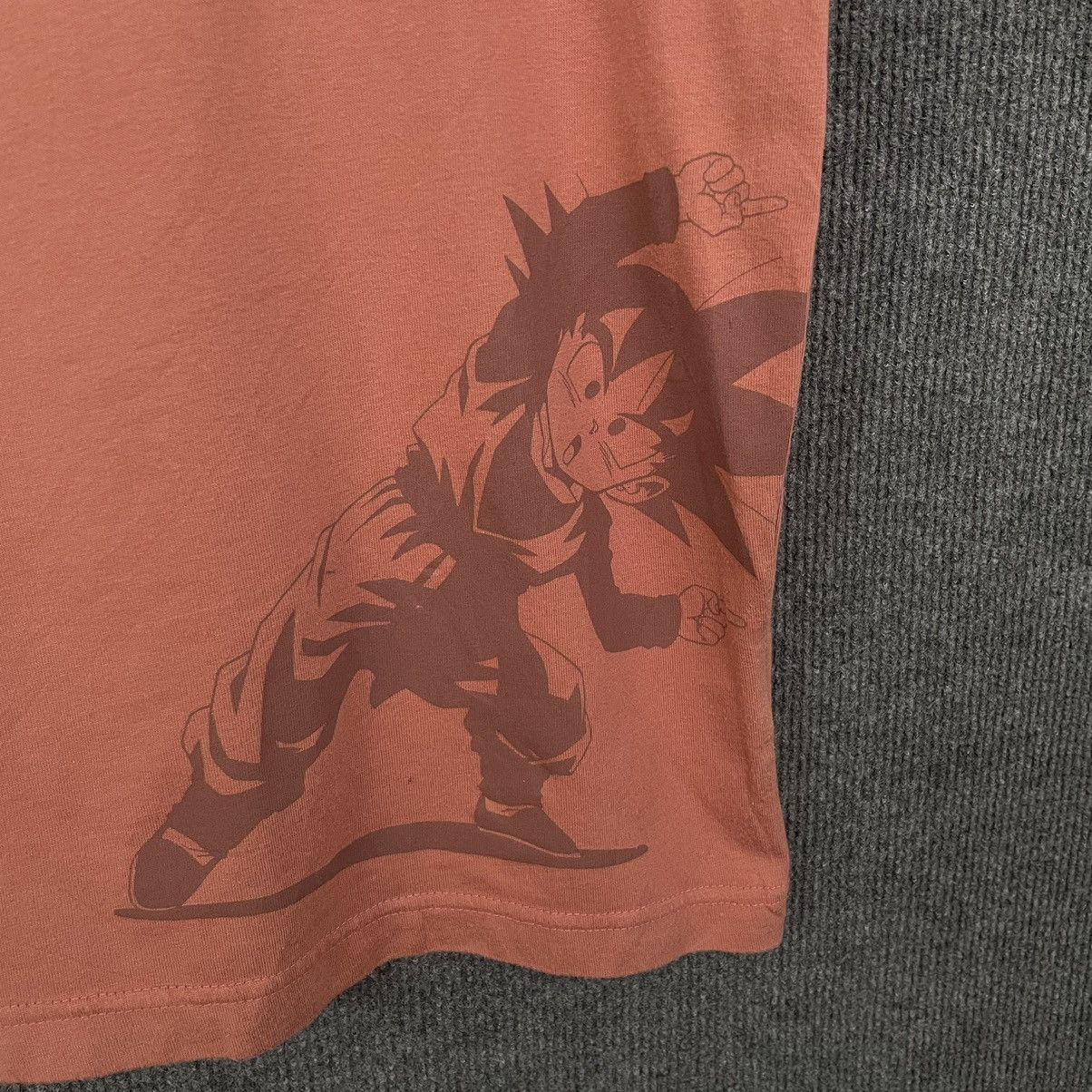 Anime × Japanese Brand × Vintage Uniqlo x Dragon Ball Z Goku Fusion T Shirt Size US S / EU 44-46 / 1 - 2 Thumbnail