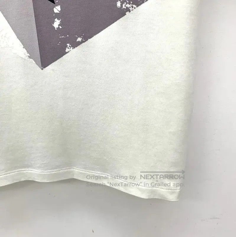 Other Louis Vuitton Men's Large White Cotton T-Shirt . Size US M / EU 48-50 / 2 - 4 Thumbnail