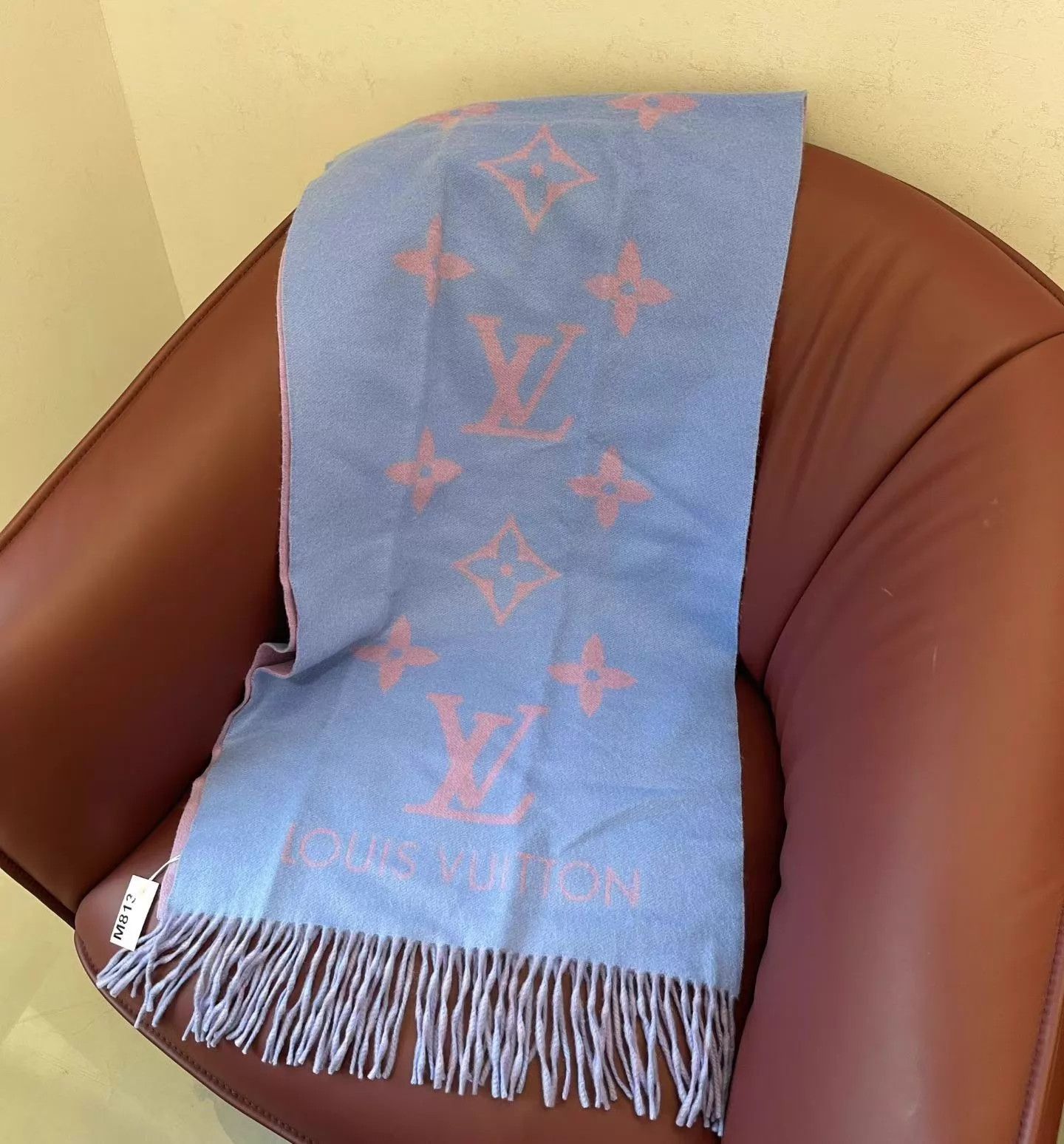 Louis Vuitton LV 100% Cashmere Blue-Purple Colorblock Scarf M812 Size ONE SIZE - 2 Thumbnail