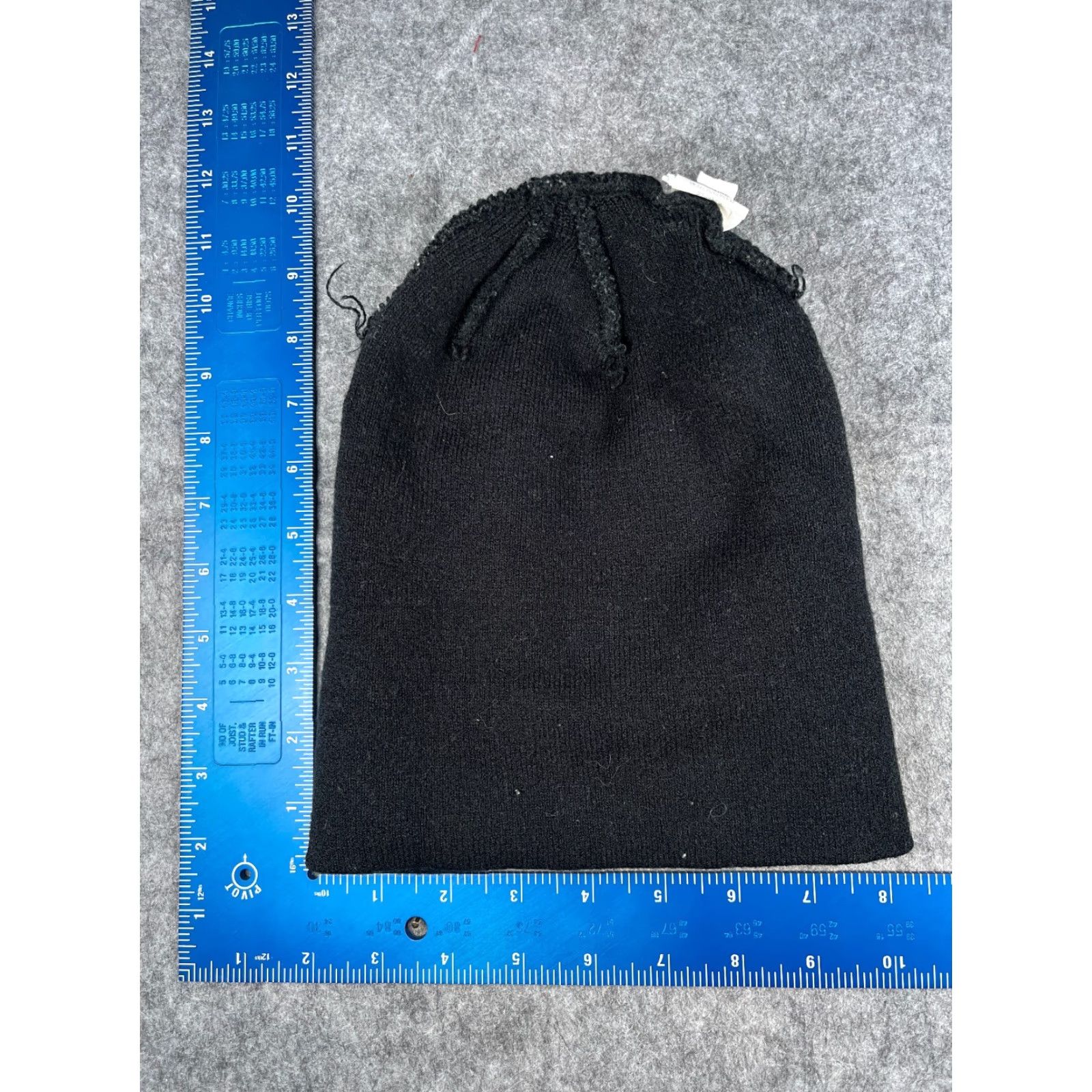 Vintage Target Beanie Toque Hat Unisex Adults One Size Black Knit Acrylic Blend Stretch Size ONE SIZE - 4 Thumbnail