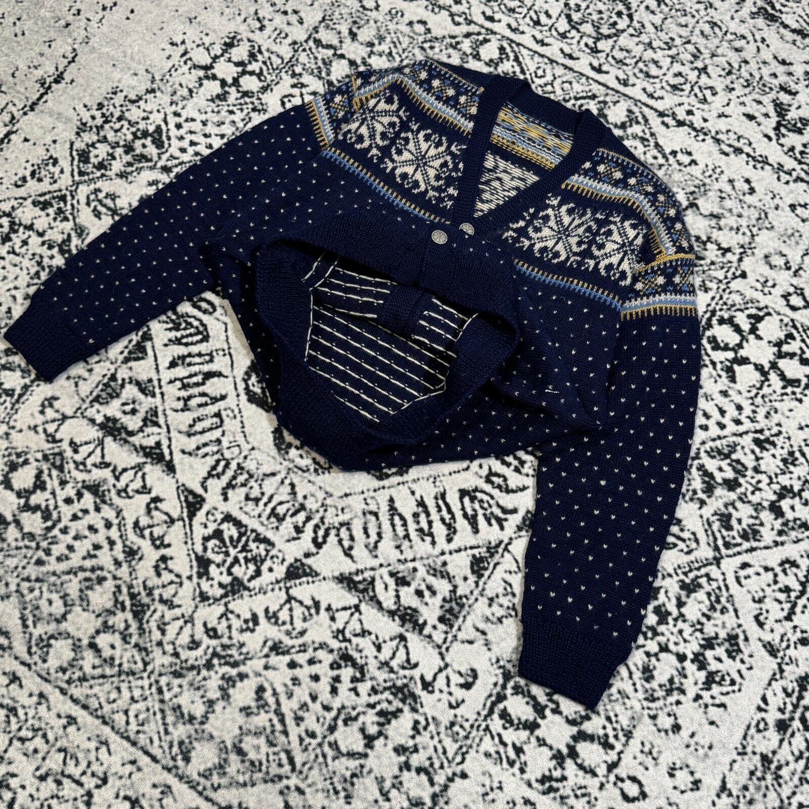 Vintage Vintage Unisex Blue Navy Wool Sweater Cardigan Size S Size US S / EU 44-46 / 1 - 11 Thumbnail