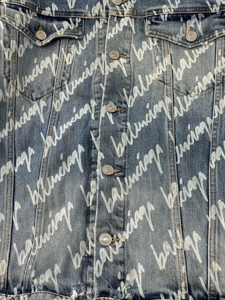 Balenciaga Balenciaga Printed Distressed Denim Jacket Size US M / EU 48-50 / 2 - 3 Thumbnail