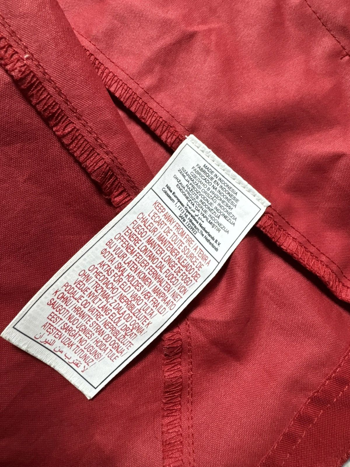 Nike Nike FC Manchester United Vintage Nylon Football Jacket Size US S / EU 44-46 / 1 - 6 Thumbnail