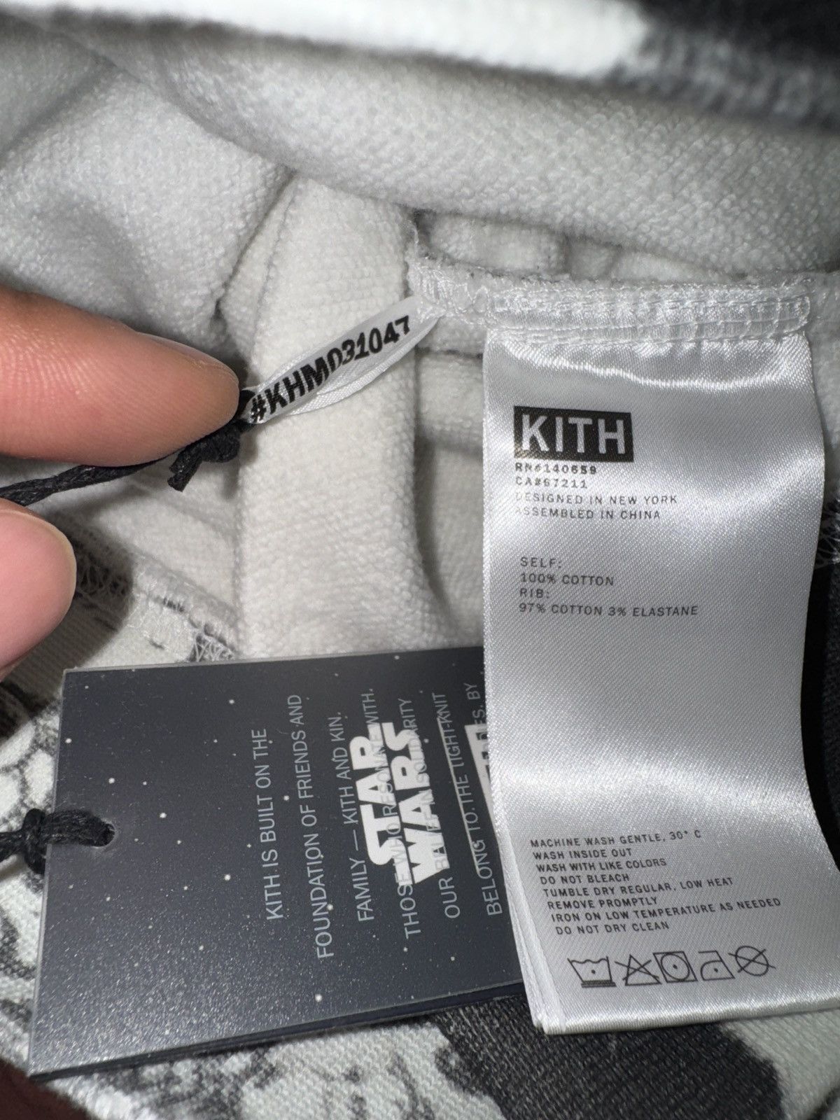 Kith × Star Wars Kith Star Wars Vader Illustration Hoodie - Waffle Size US XXL / EU 58 / 5 - 8 Thumbnail