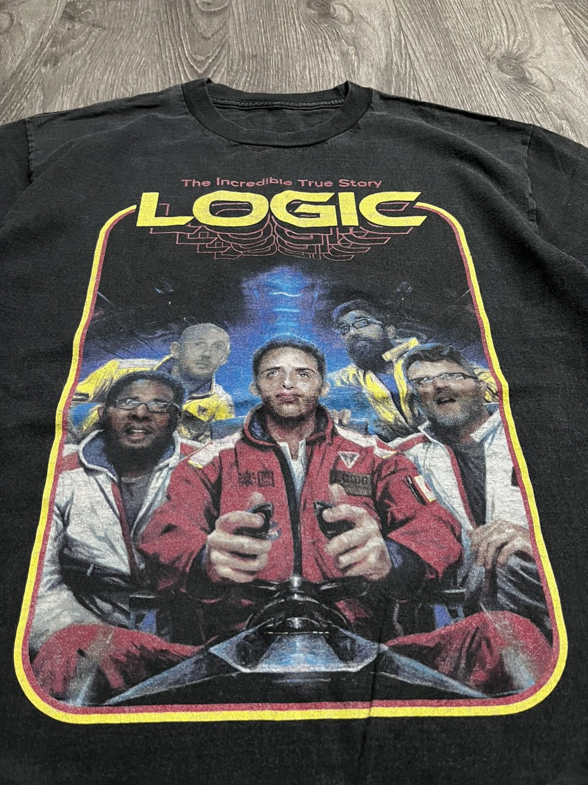 Vintage Rare Logic Rap T-Shirt The Incredible True Story Graphic Tee Size US M / EU 48-50 / 2 - 2 Thumbnail