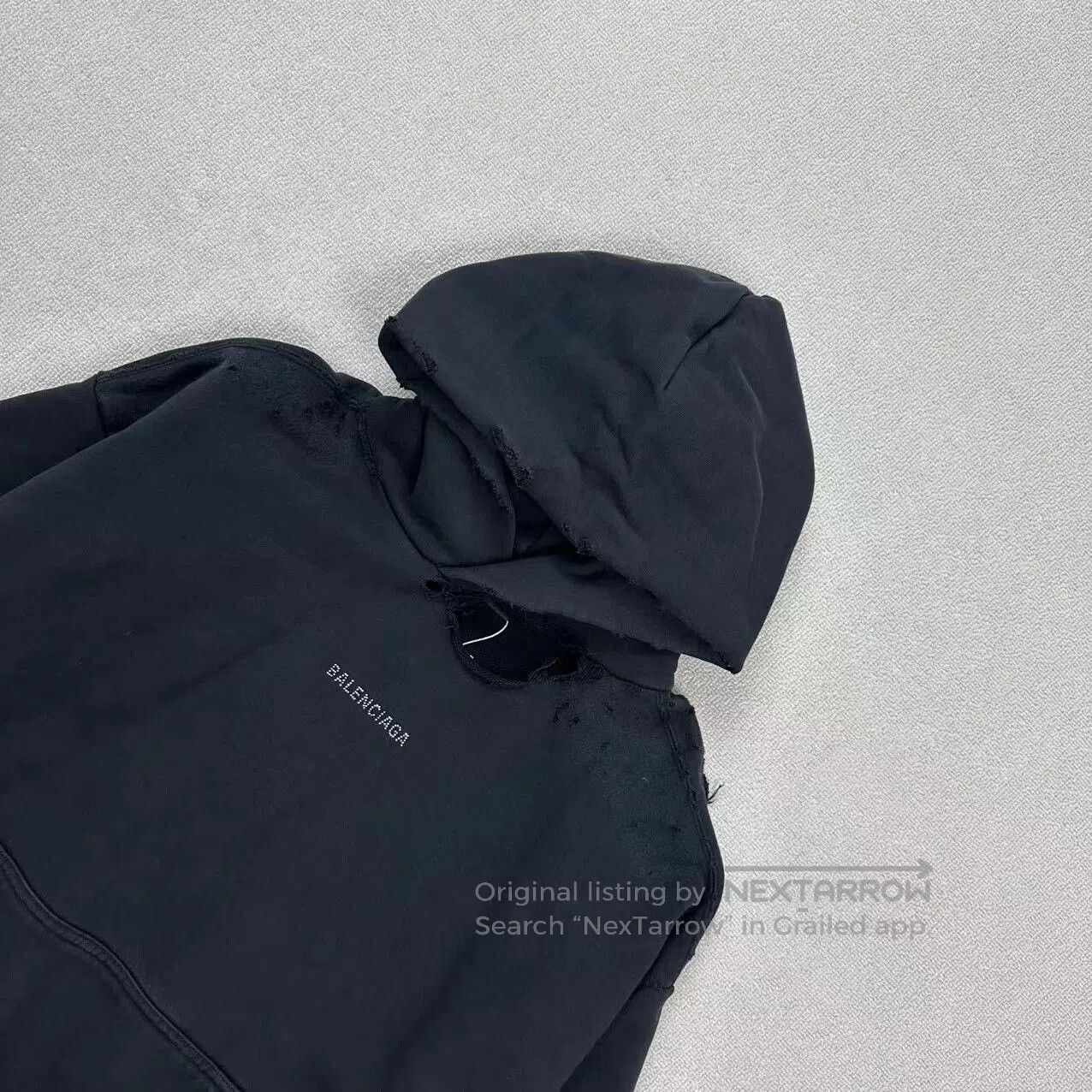 Balenciaga balenciaga distressed logo hoodie in size small. Size US S / EU 44-46 / 1 - 3 Thumbnail