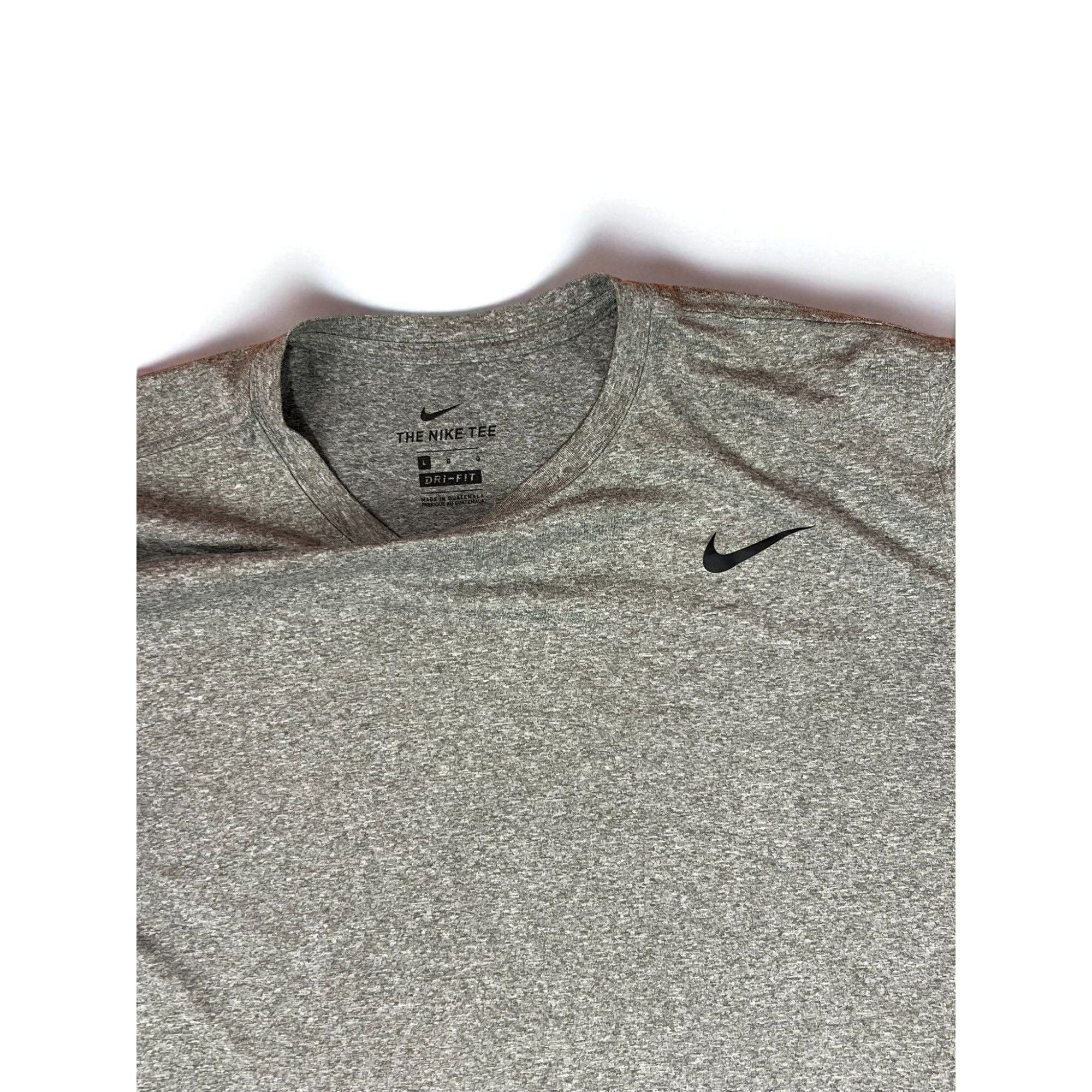 Nike Nike Mens Gray Dri-Fit Short Sleeve Athletic Tee Shirt Size Size US S / EU 44-46 / 1 - 3 Thumbnail
