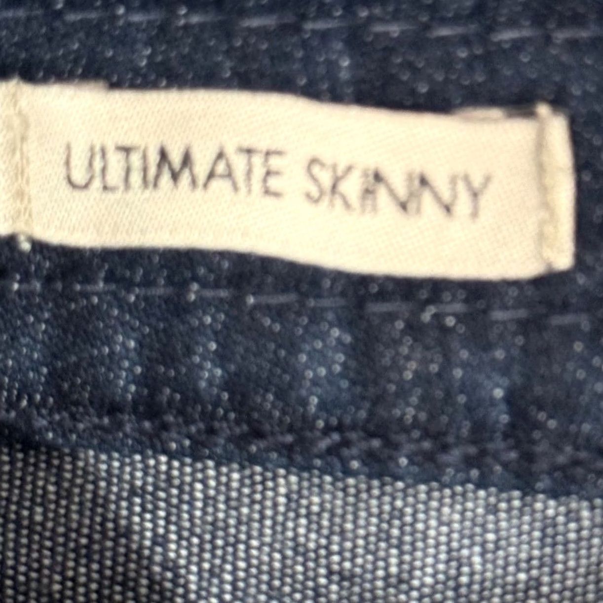 Vintage Calvin Klein Jeans Ultimate Skinny Jeans Dark Indigo Blue 30x29 5-Pocket Stretch Slim Quiet Luxury Womens Size 30" / US 8 / IT 44 - 6 Thumbnail