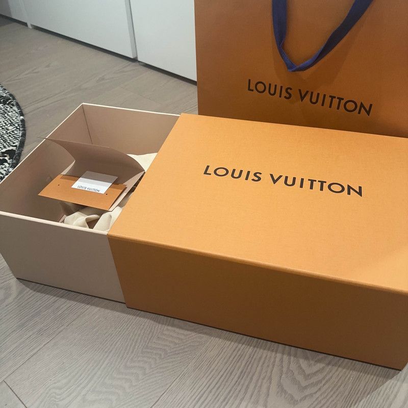 Louis Vuitton Louis Vuitton Trainer Maxi Black and White Sneakers -2508 Size US 8 / EU 41 - 4 Thumbnail