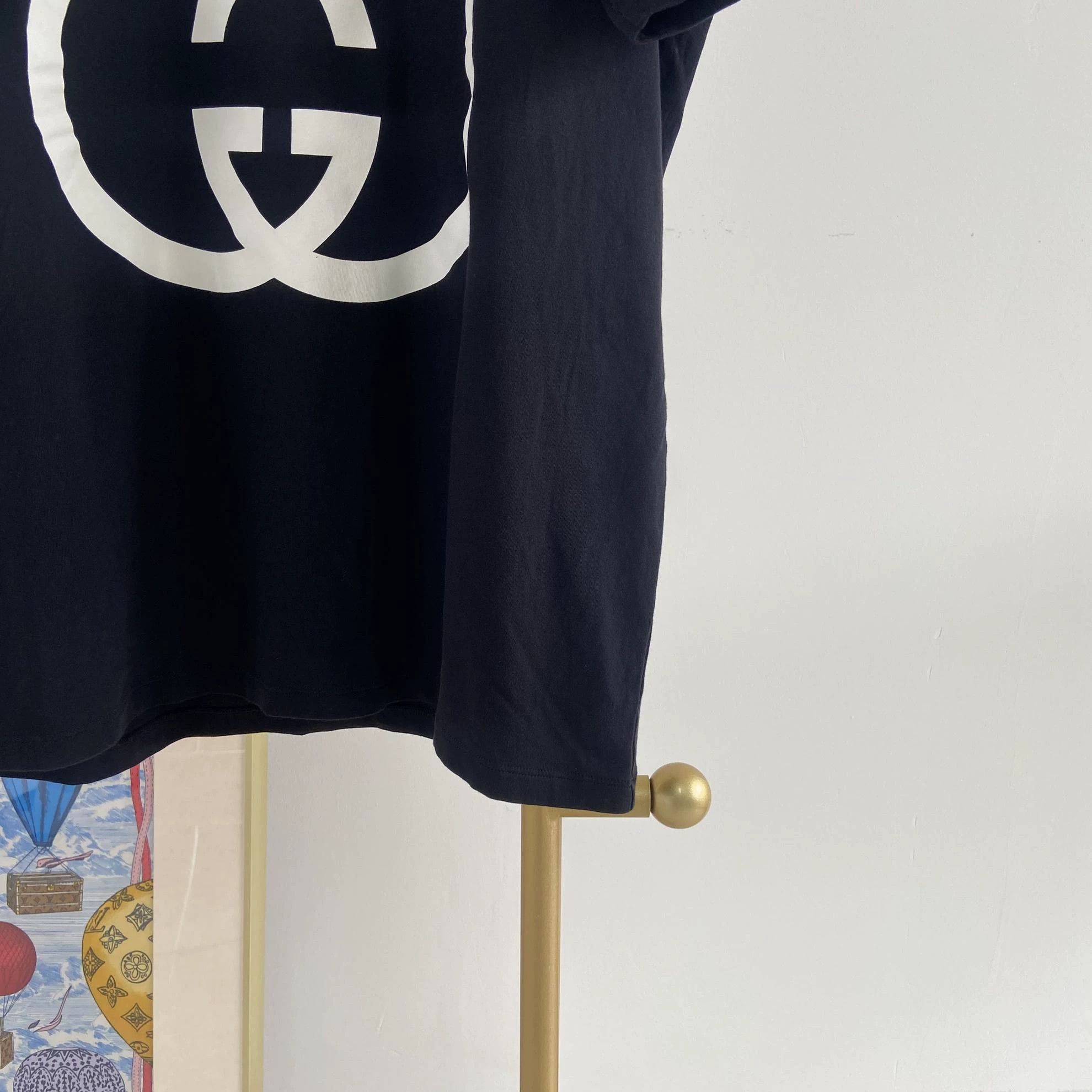 Gucci Gucci Black Letter Print T - shirt L Size US L / EU 52-54 / 3 - 5 Thumbnail