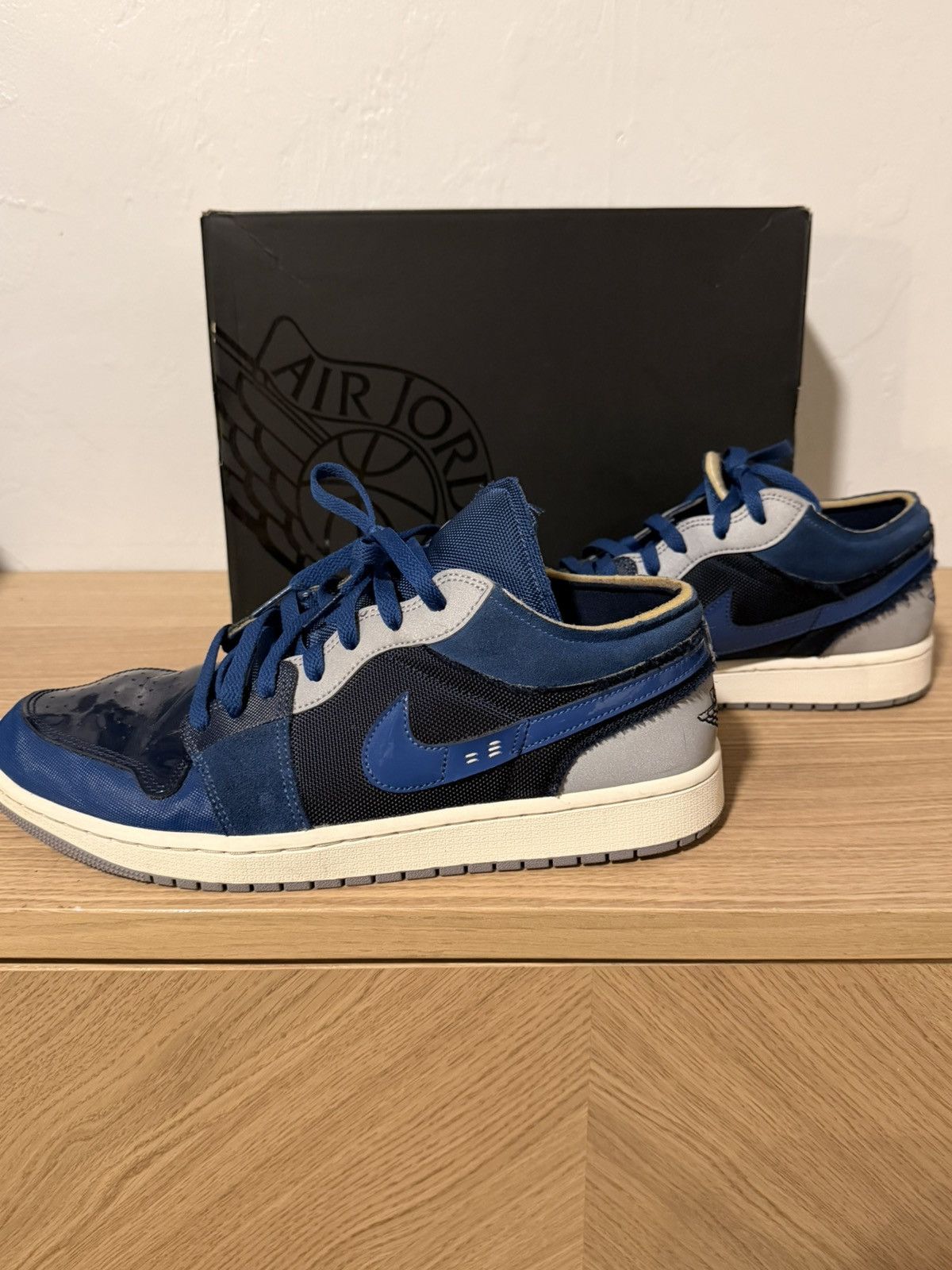 Jordan Brand Nike Air Jordan 1 Low SE Craft Inside Out Obsidian Size 12 Size US 12 / EU 45 - 2 Thumbnail