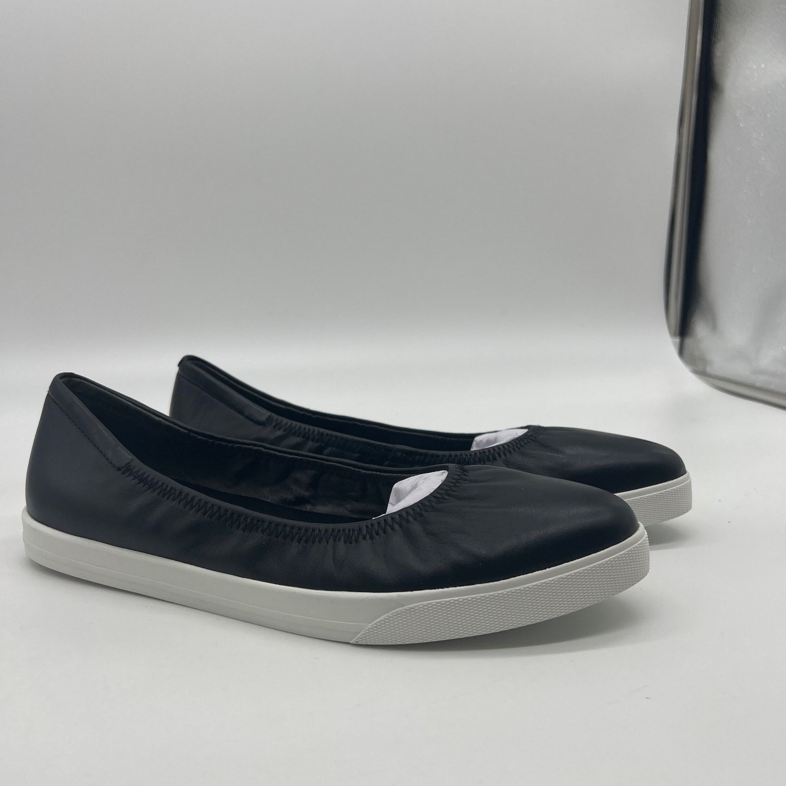 Other Lori Goldstein Collection Slip On Size 8 M Leather Flat Size US 8 / IT 38 - 2 Thumbnail