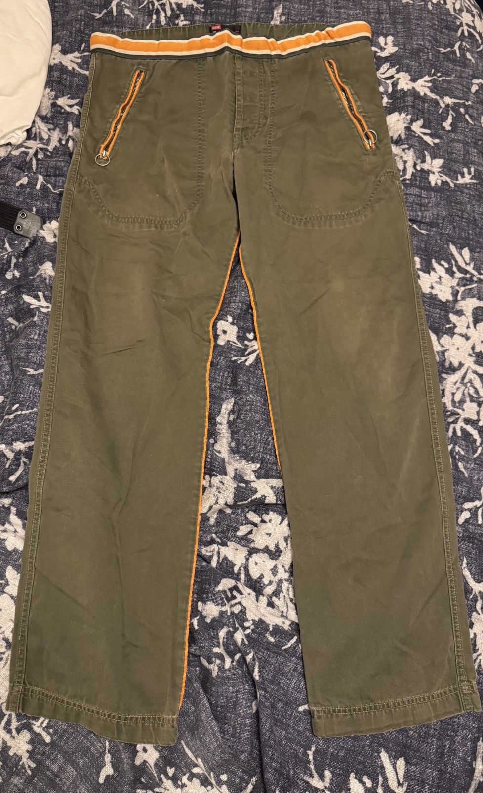 Diesel Vintage diesel green cotton pants w/ orange accents Size US 30 / EU 46 - 1 Thumbnail