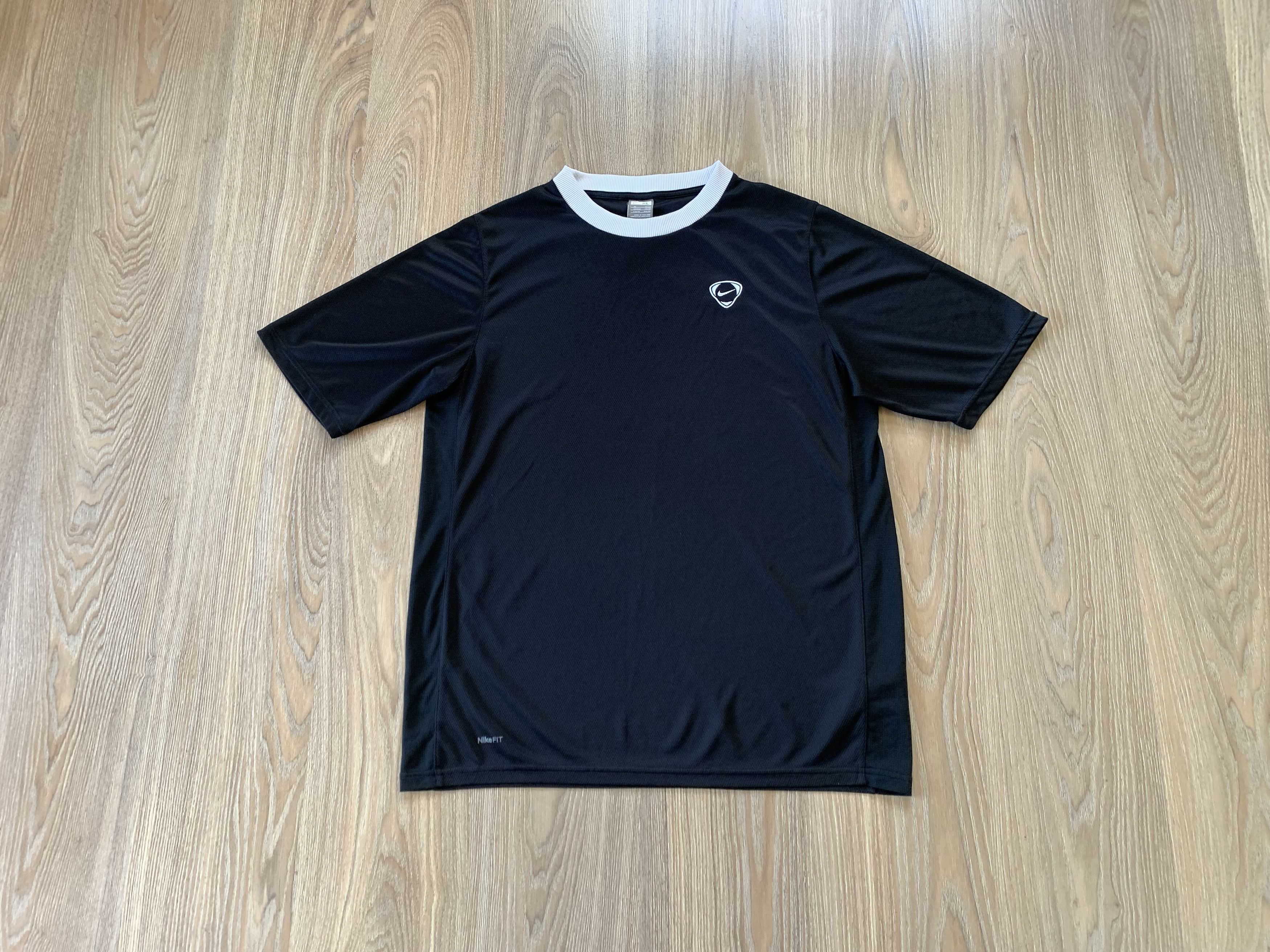 Nike × Vintage Vintage Nike Fit Dry Balck Training T-Shirt Size US XL / EU 56 / 4 - 2 Thumbnail