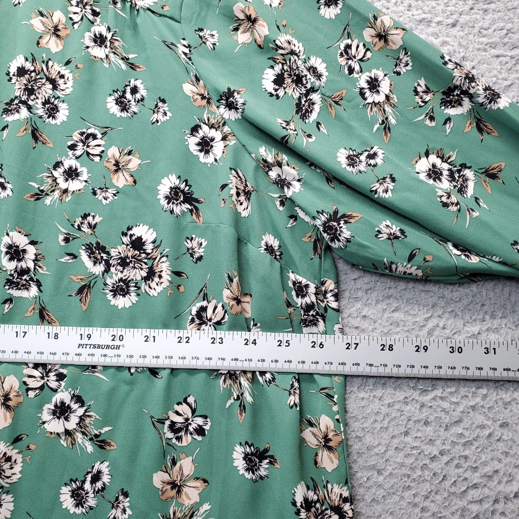 Torrid Torrid Shirt Women's 3 Multi Floral Loose Fit Long Sleeve Button Down Collared Adult 24 Multicolor Floral Shirt Womens Mens Girls Size 4XL / US 24-26 - 3 Thumbnail
