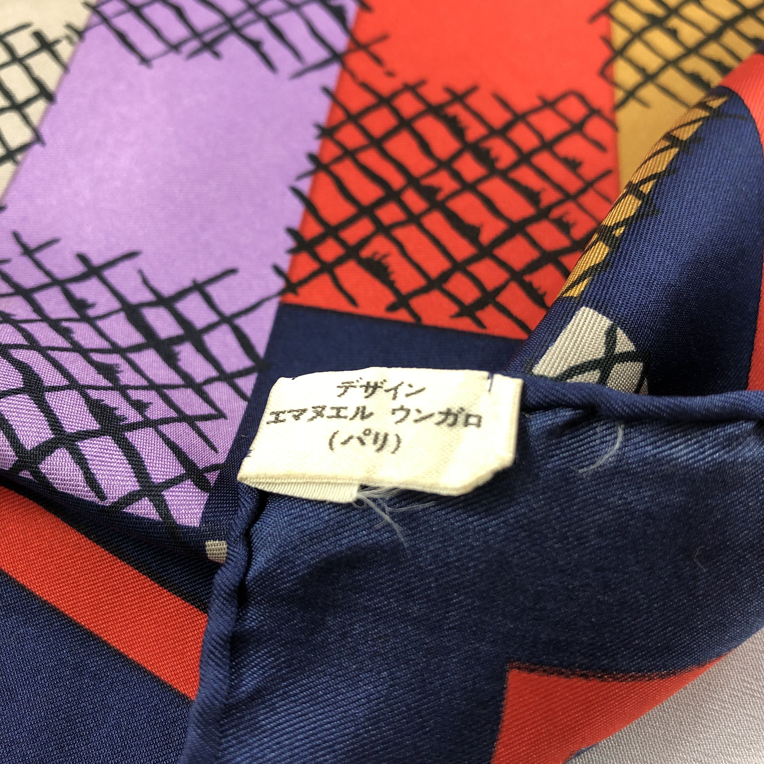 Emanuel Ungaro Vintage Emanuel Ungaro Silk Scarf M334 Size ONE SIZE - 5 Thumbnail