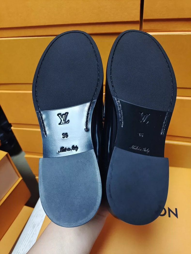 Louis Vuitton Louis Vuitton LV Louis Vuitton Metal Logo Loafers-2506 Size US 6 / IT 36 - 9 Thumbnail