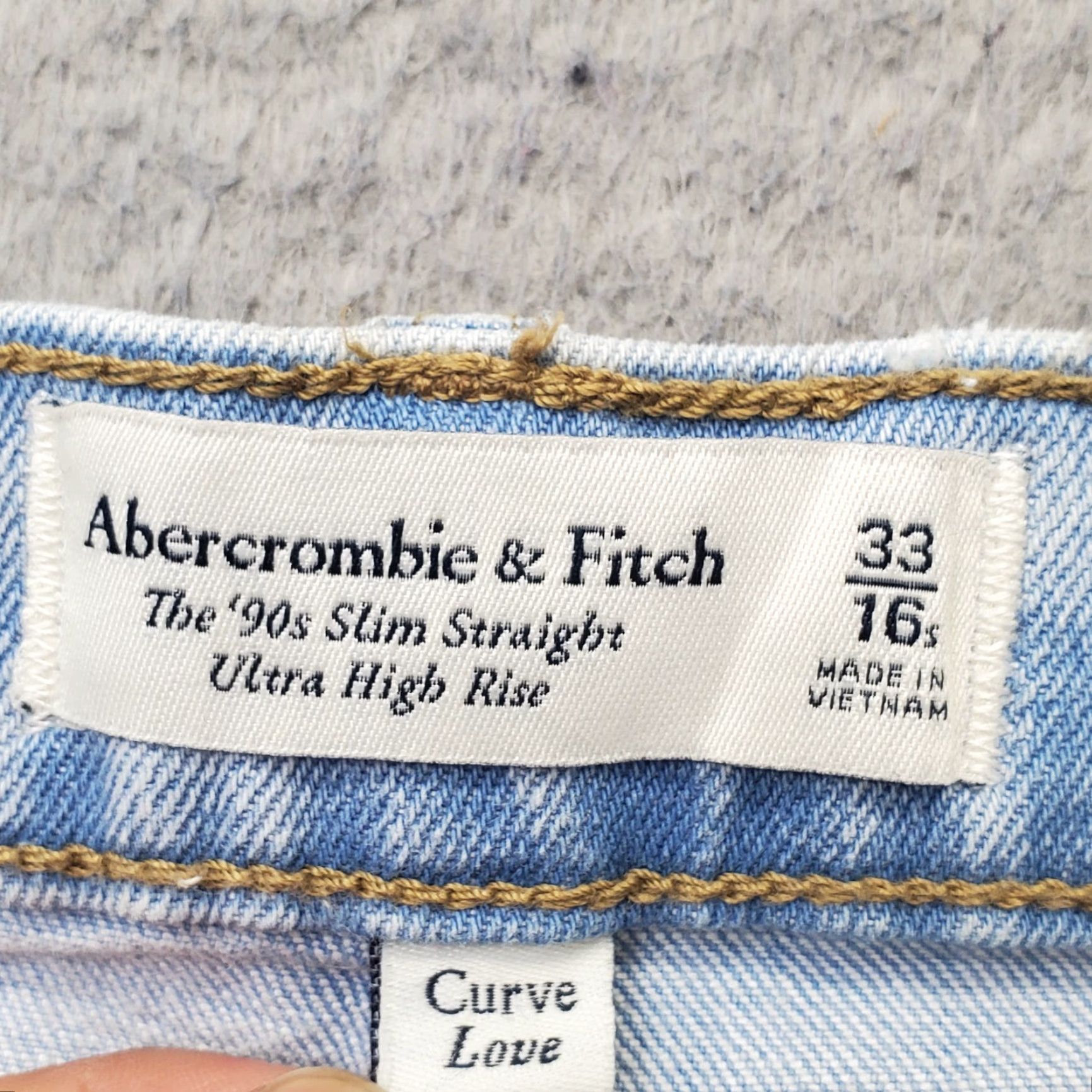 Abercrombie & Fitch Abercrombie & Fitch Jeans Womens Size 33 Blue Denim 90s Straight Ultra High Rise Size 24" / US 00 / IT 34 - 7 Thumbnail