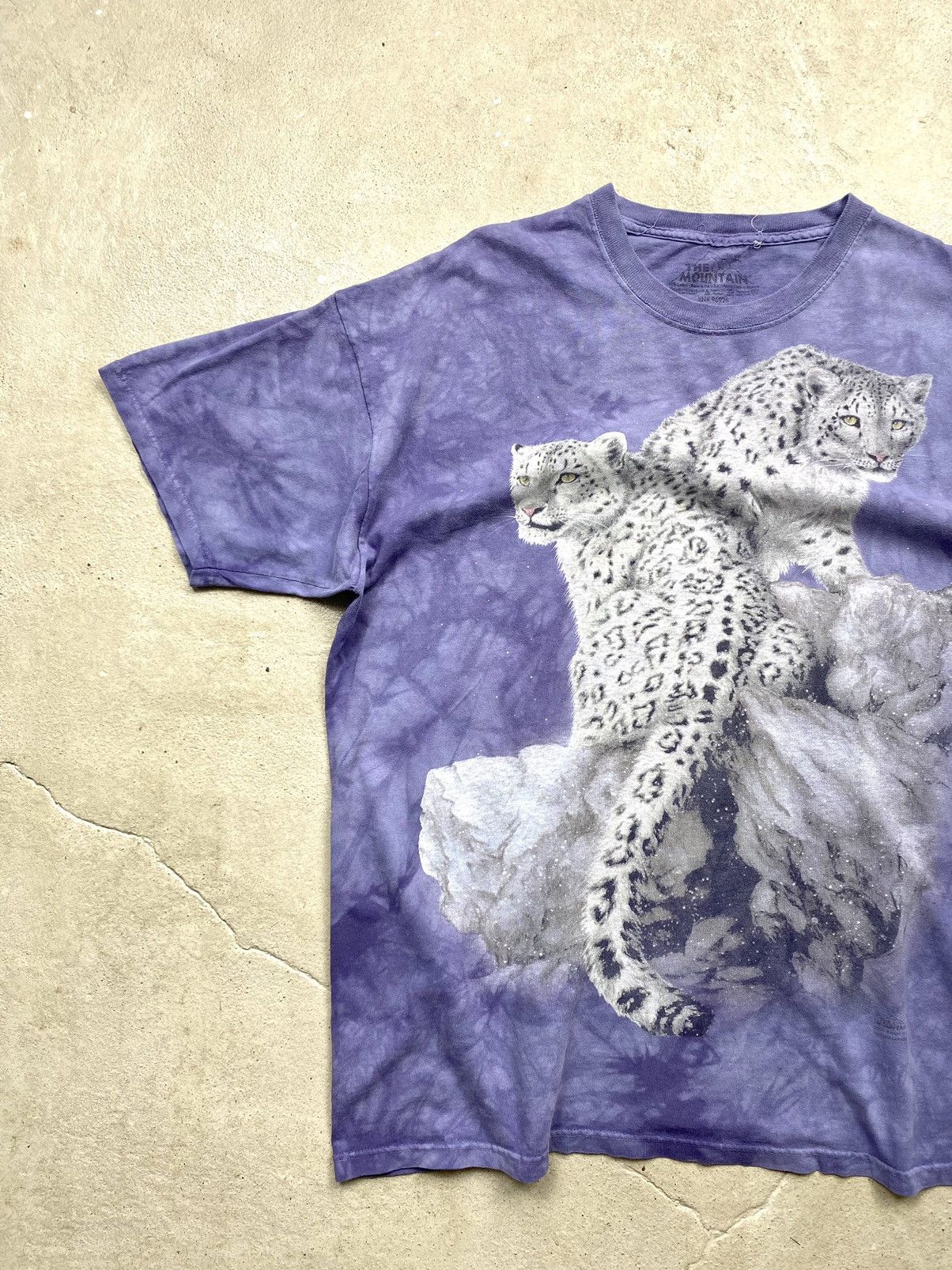 Japanese Brand 2001 Vintage The Mountain Leopard Tiger T Shirt Made USA Size US XL / EU 56 / 4 - 2 Thumbnail