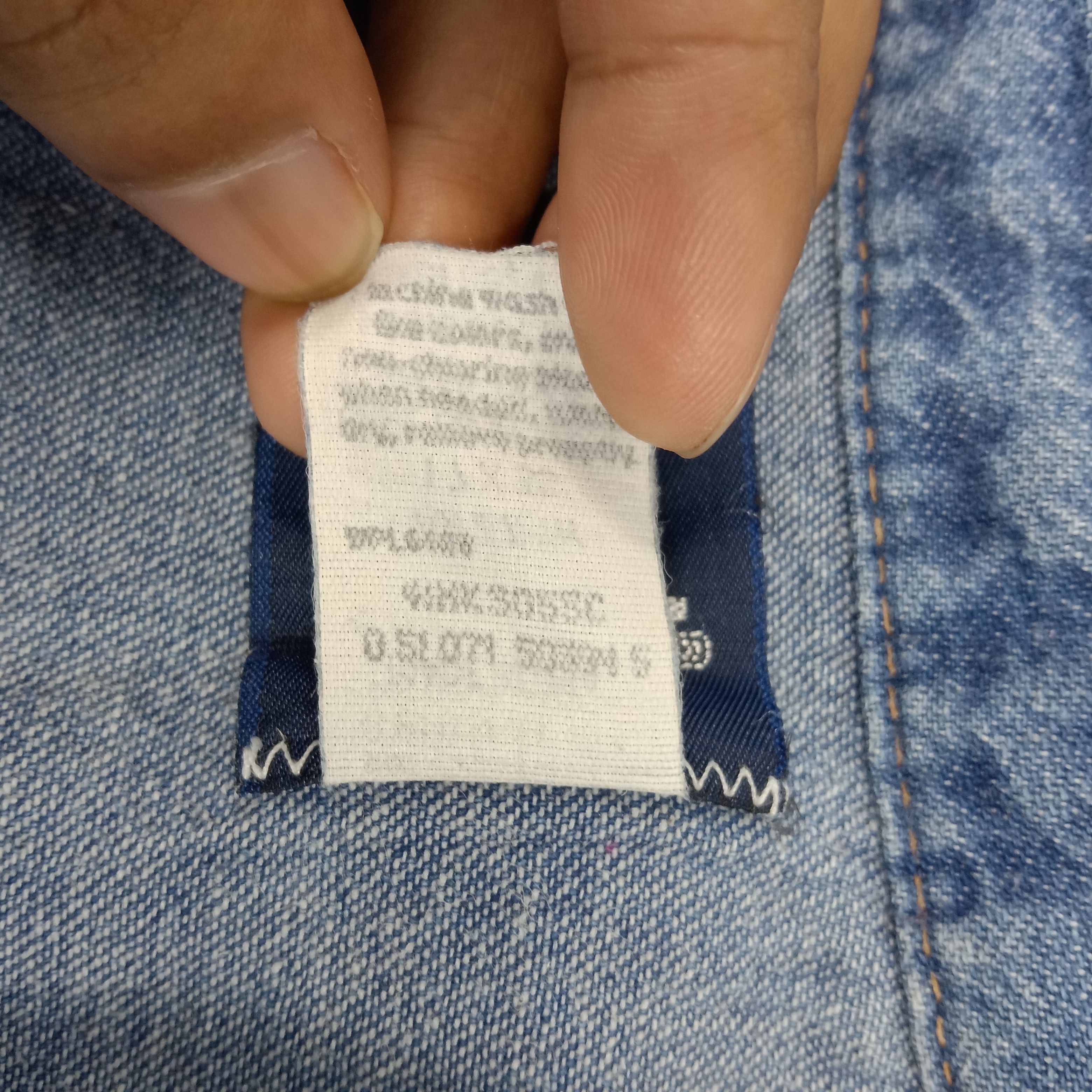 Vintage × Wrangler Wrangler American Retro Style Denim Shirt Button Up Size US XL / EU 56 / 4 - 4 Thumbnail