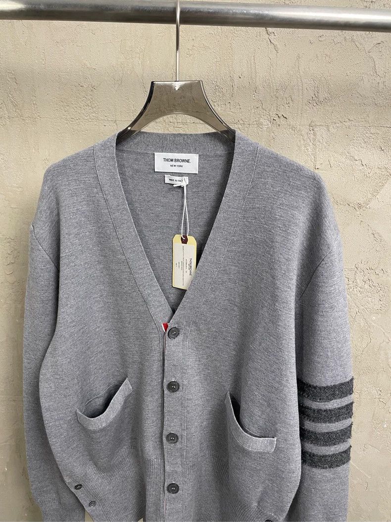 Thom Browne Thom Browne Gray four-striped wool cardigan jacket 2505-Nex Size US L / EU 52-54 / 3 - 3 Thumbnail