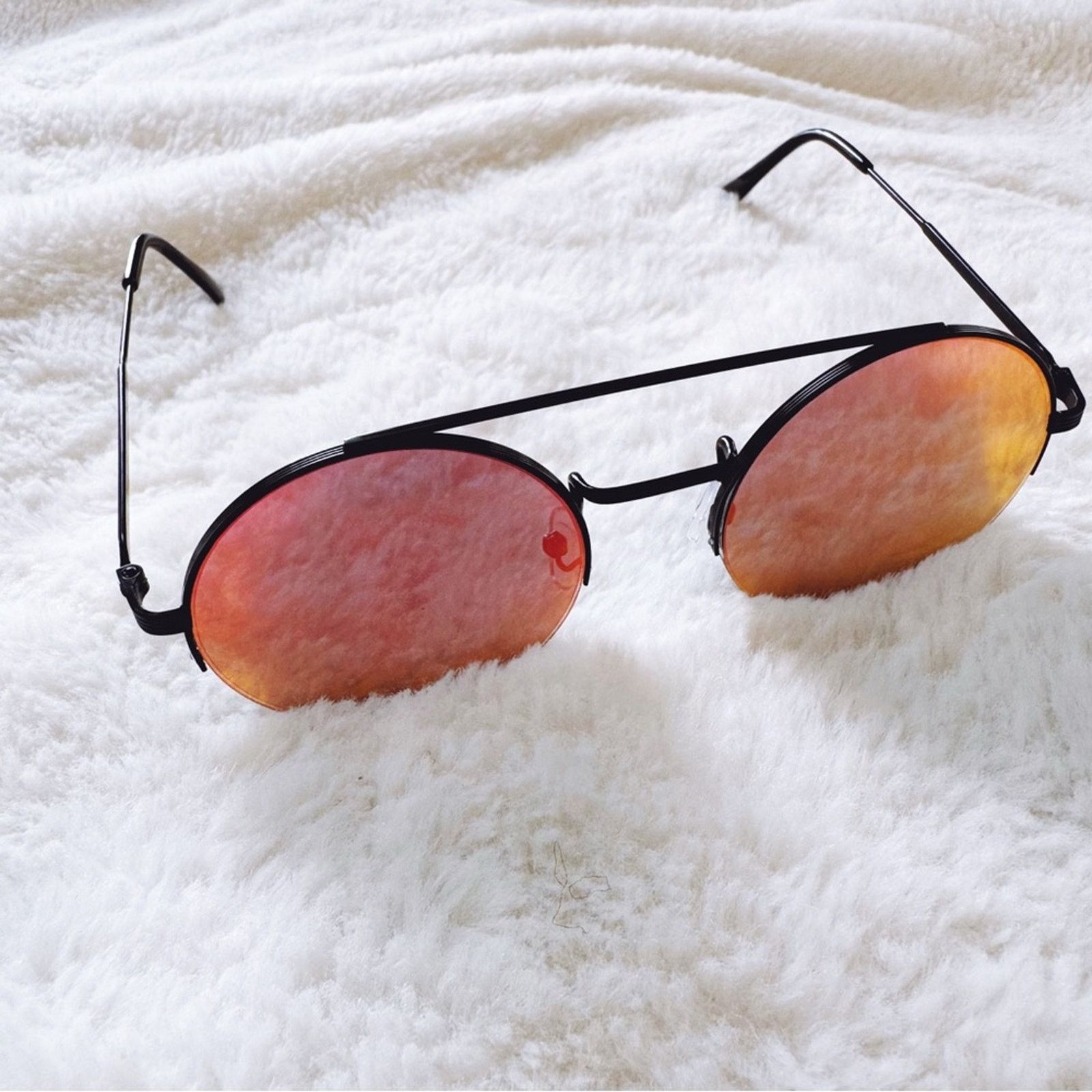 Other Carly Mirrored Red Chic Round Sunglasses Size ONE SIZE - 6 Thumbnail