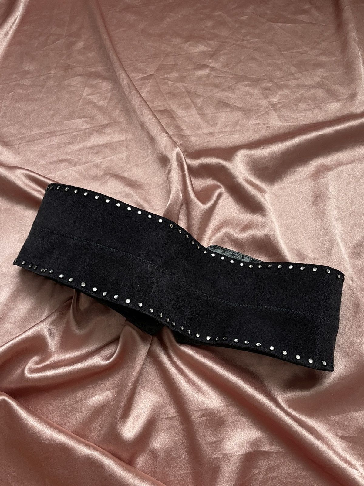 Yves Saint Laurent 1980’s Yves Saint Laurent belt Size ONE SIZE - 12 Thumbnail