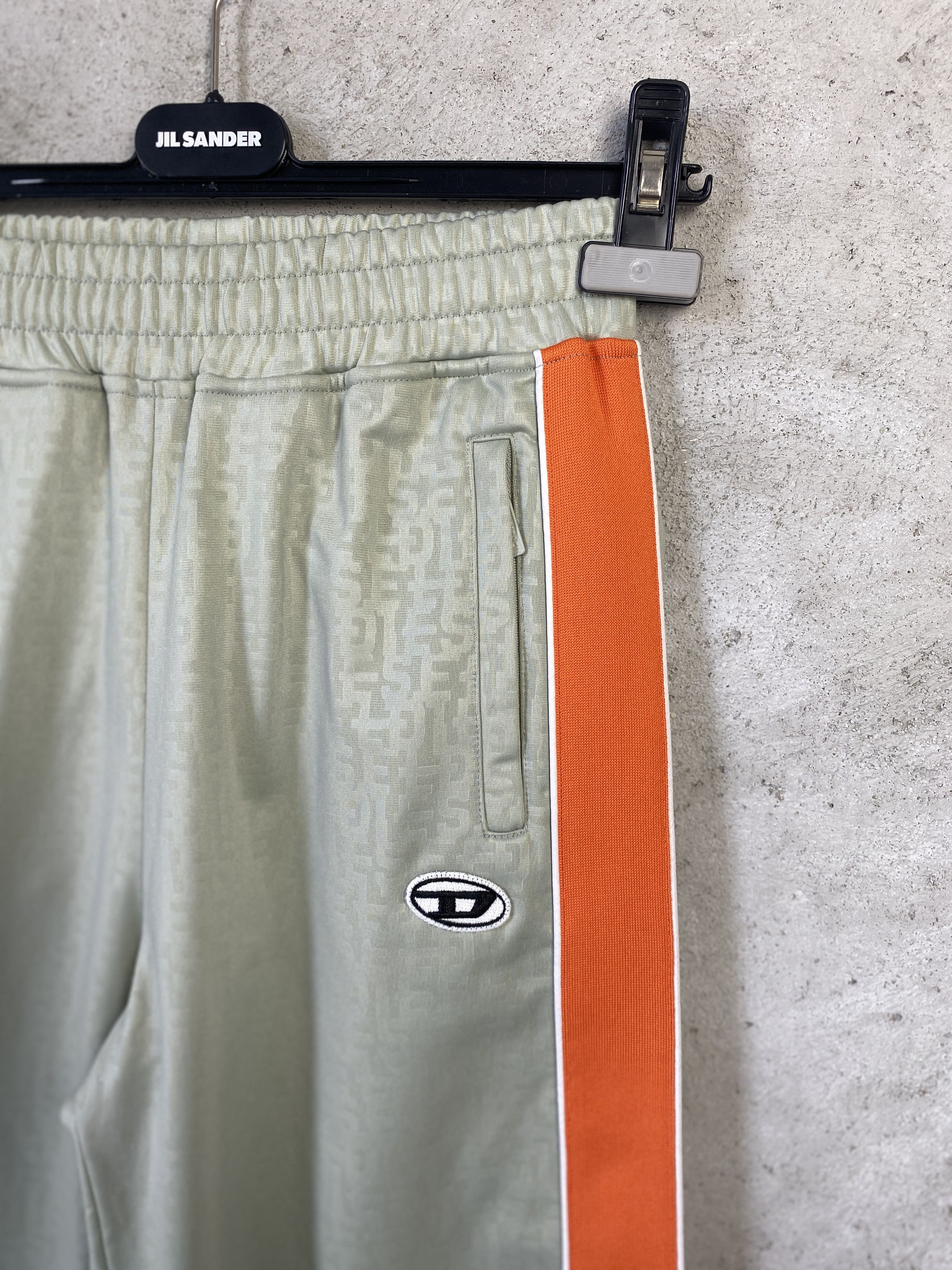Diesel Diesel monogram sweatpants pants casual skate rap Size 24" / US 00 / IT 34 - 2 Thumbnail