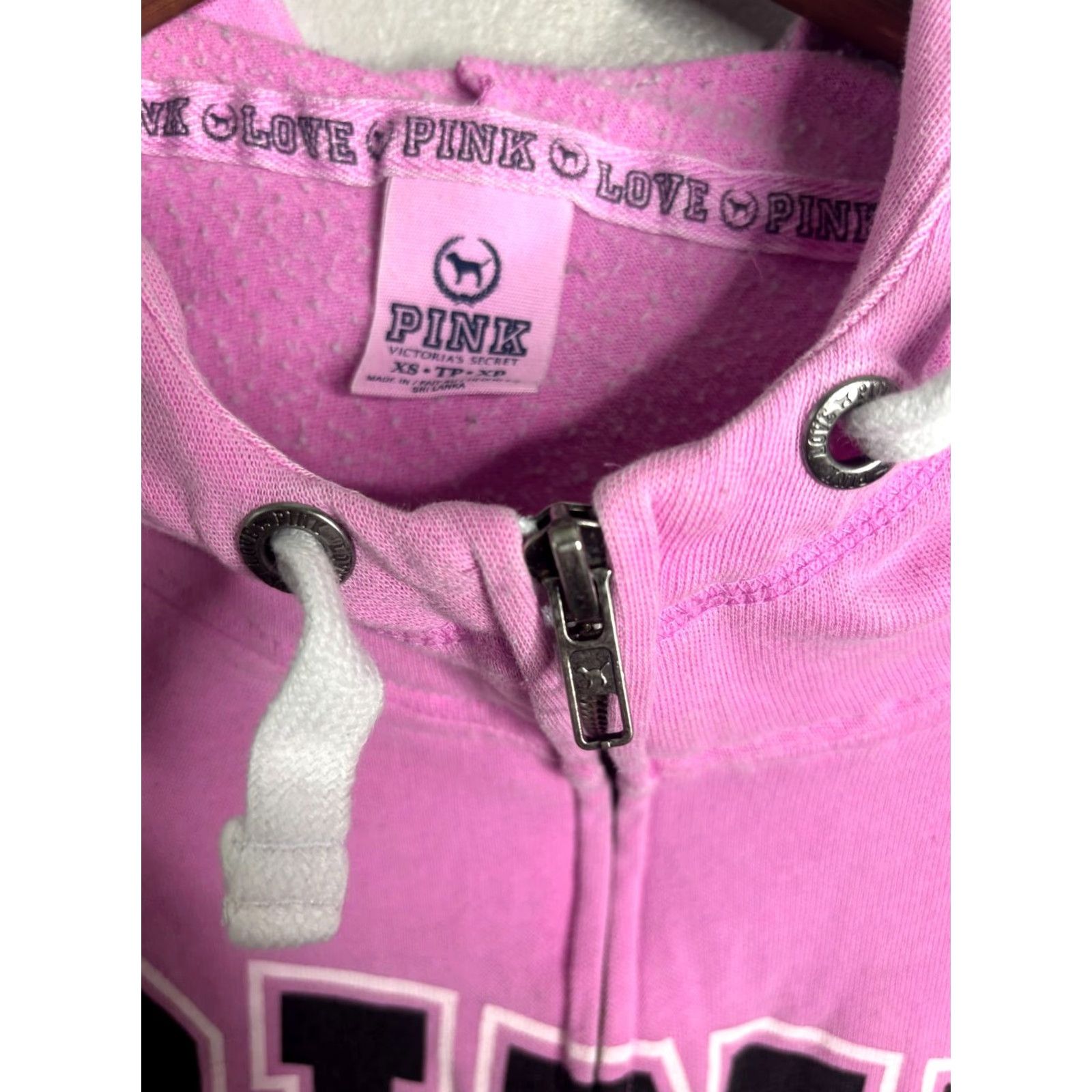 Victoria's Secret Victoria's Secret PINK Hoodie Womens XS Zip Hoodie Pink Logo 8/10 Replacement 6368 Size XS / US 0-2 / IT 36-38 - 3 Thumbnail