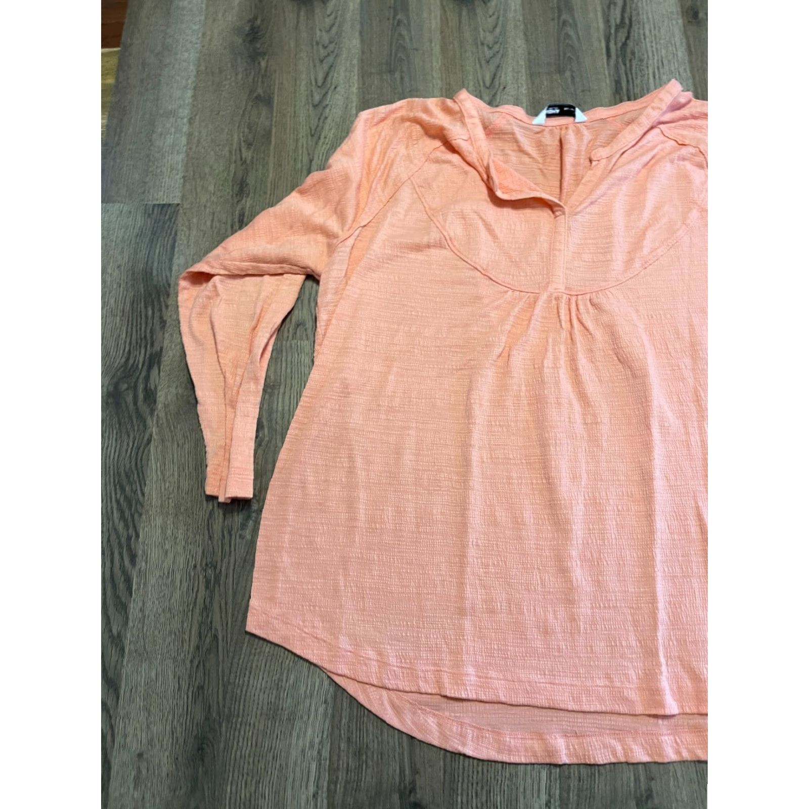 Vintage **Women's Plus Size 1X Orange V-neck Long Sleeve Sonoma Shirt** User: Women's Plus Size 1X Orange V-neck Long Sleeve Sonoma Shirt Size XL / US 12-14 / IT 48-50 - 3 Thumbnail