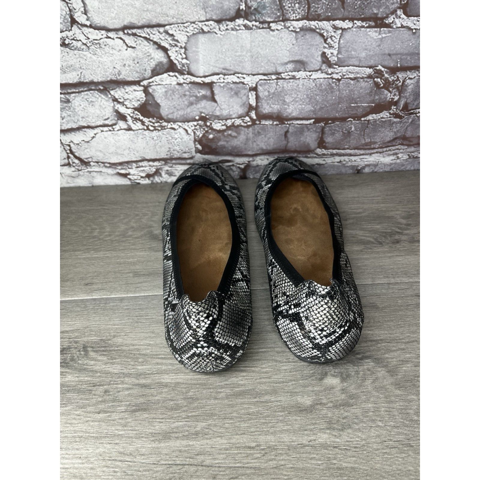 Etonic Vionic Carroll Snake Black White Ballet Slip On Flats Women Size US 11 / IT 41 - 12 Thumbnail