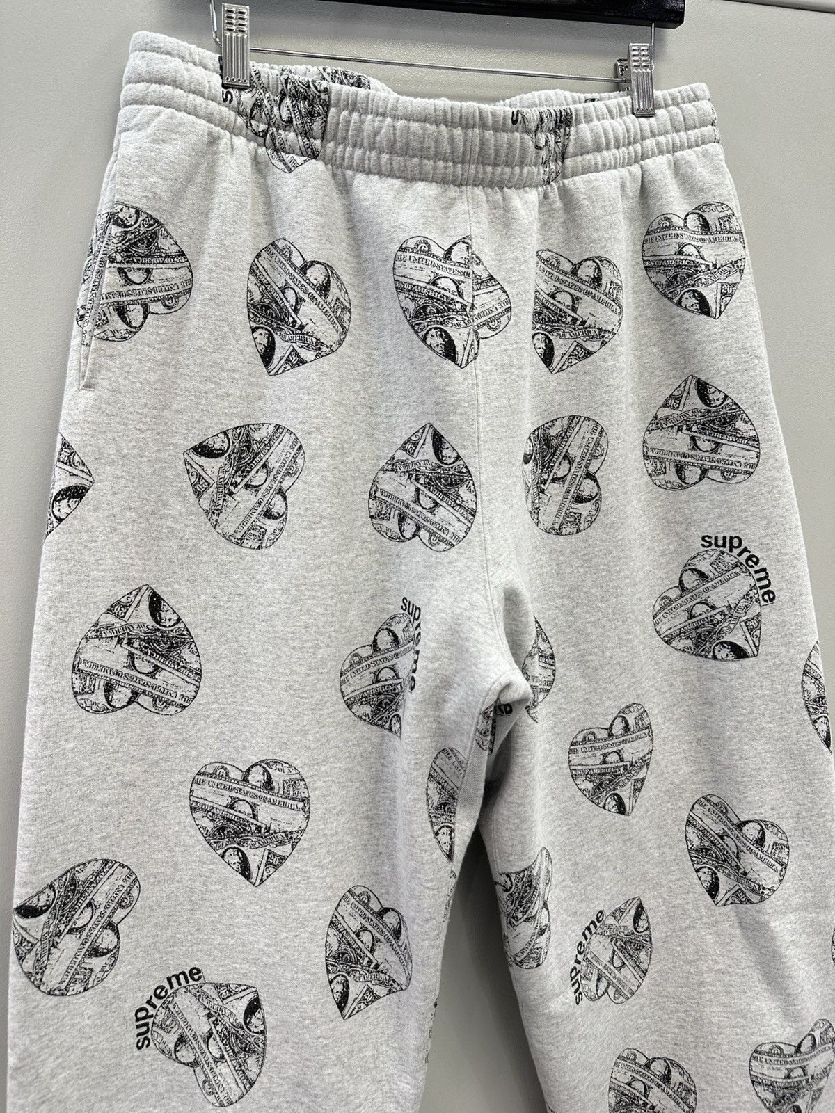 Supreme Supreme Love Cash Sweatpants Size US 36 / EU 52 - 3 Thumbnail