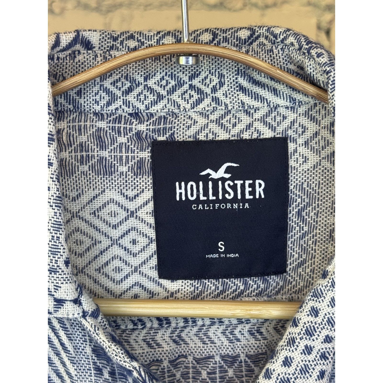 Hollister Hollister Small Button Up Geometric Pattern Casual Cotton Size US S / EU 44-46 / 1 - 3 Thumbnail