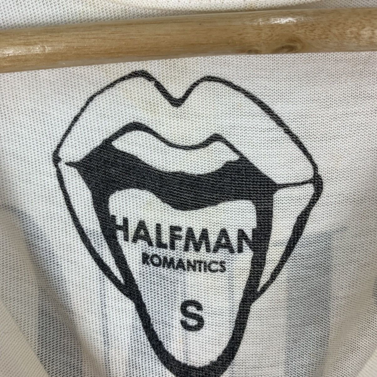Japanese Brand HALFMAN ROMANTICS Grunge 1990 Seattle Japanese Brand Tshirt Size S / US 4 / IT 40 - 5 Thumbnail