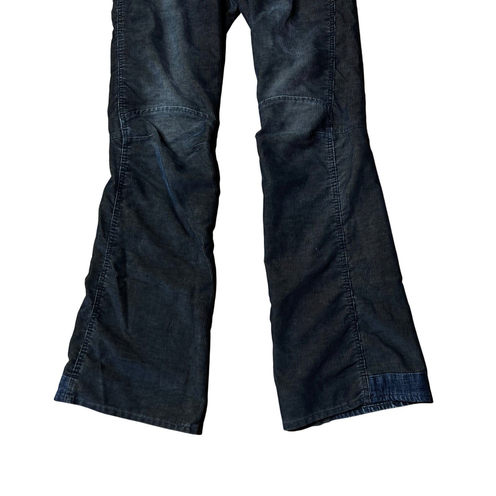 G-Star Rare Y2K G Star Raw Flared Women’s Corduroy Denim Pants 28 Size 28" / US 6 / IT 42 - 3 Thumbnail